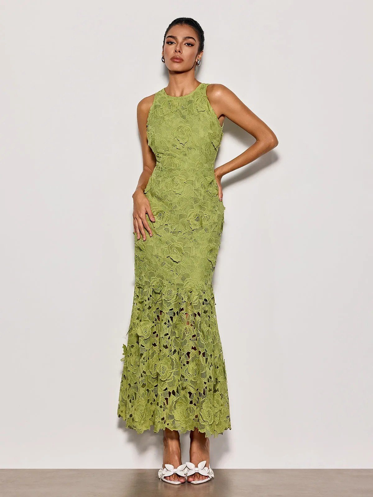 Savrel Sleeveless Cutout Flower Maxi Dress sold by Mew Mews product image thumbnail 3