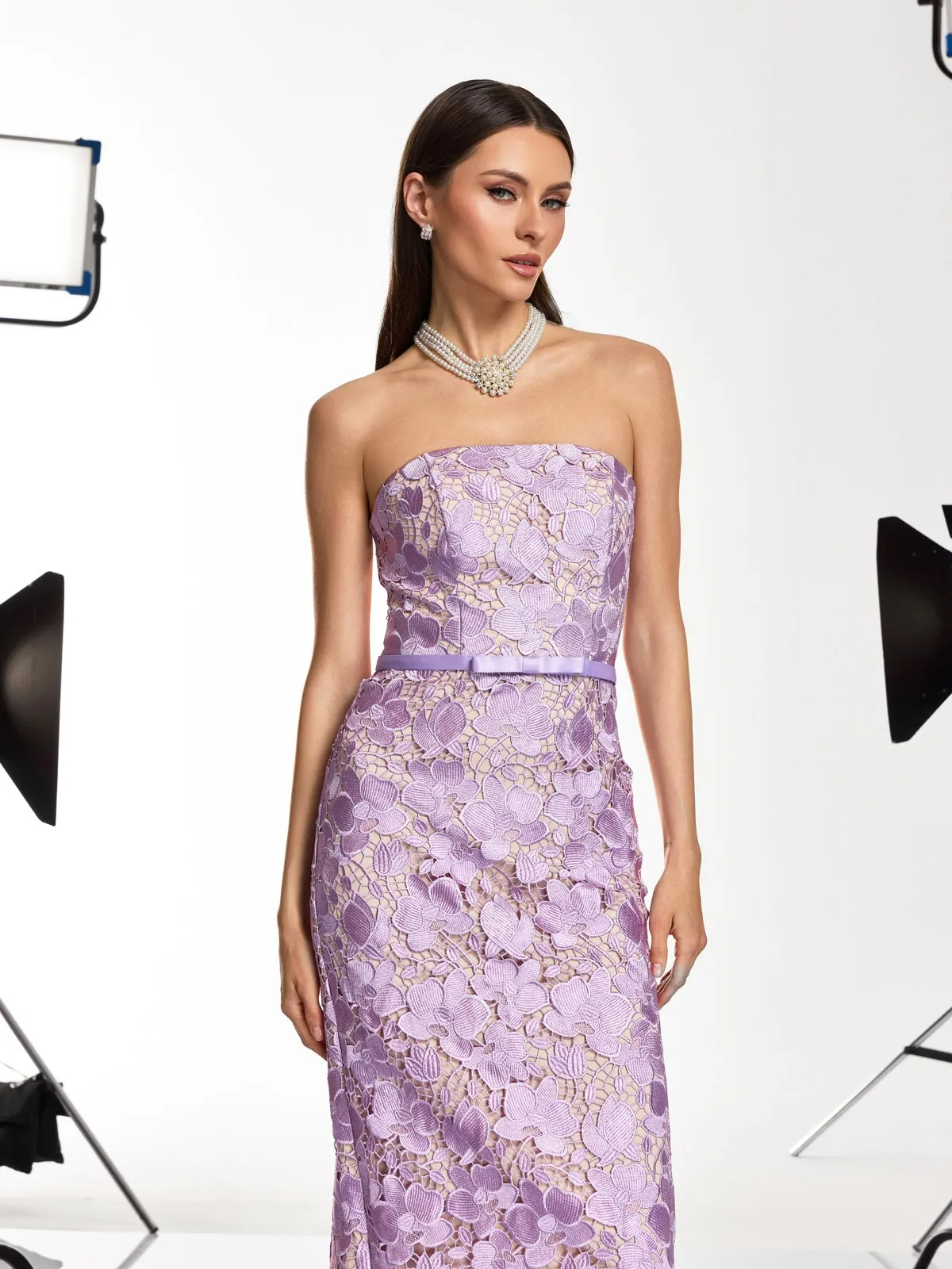 Prylon Strapless Floral Cutout Midi Dress sold by Mew Mews product image thumbnail 5