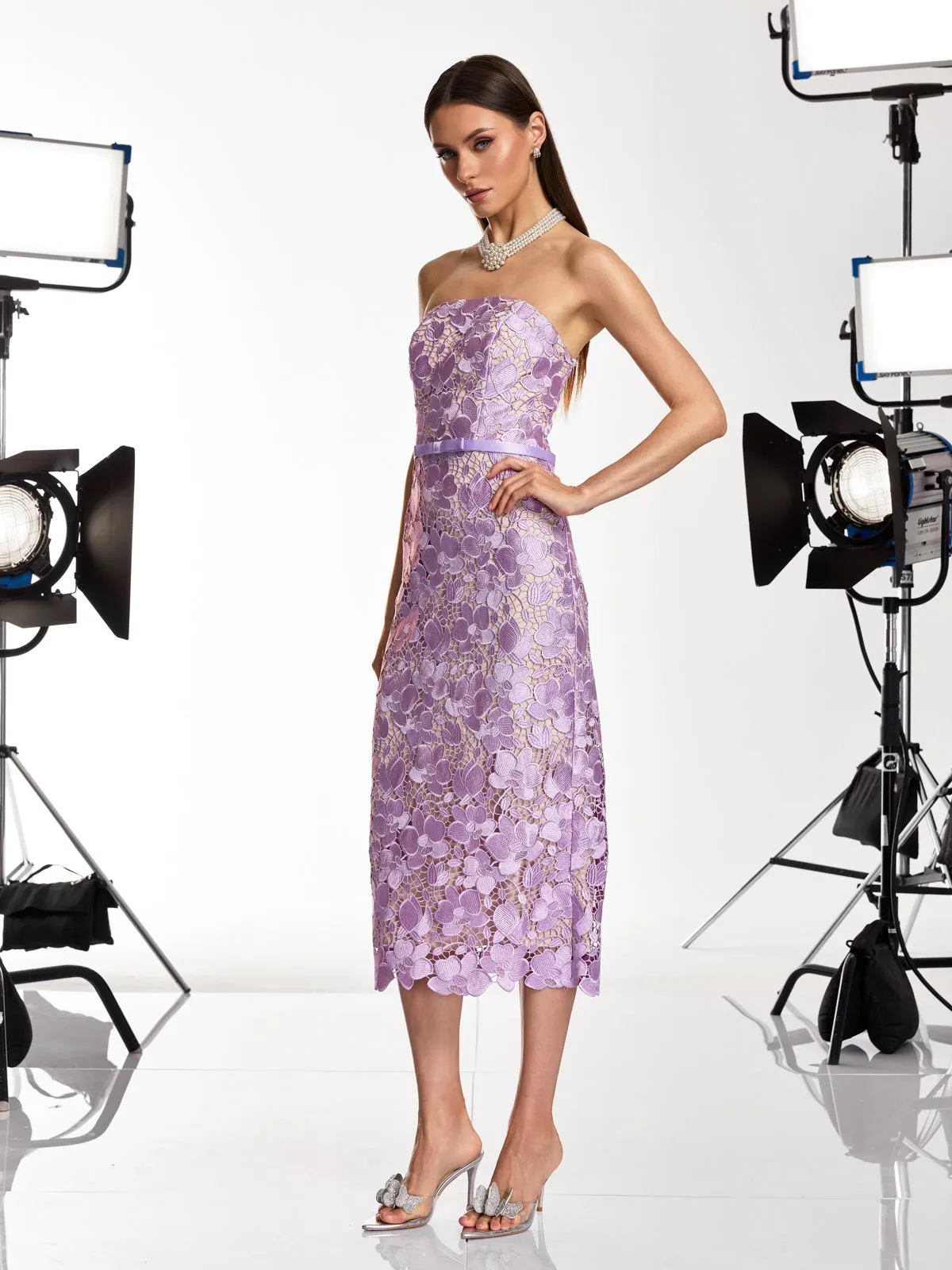 Prylon Strapless Floral Cutout Midi Dress sold by Mew Mews product image thumbnail 3