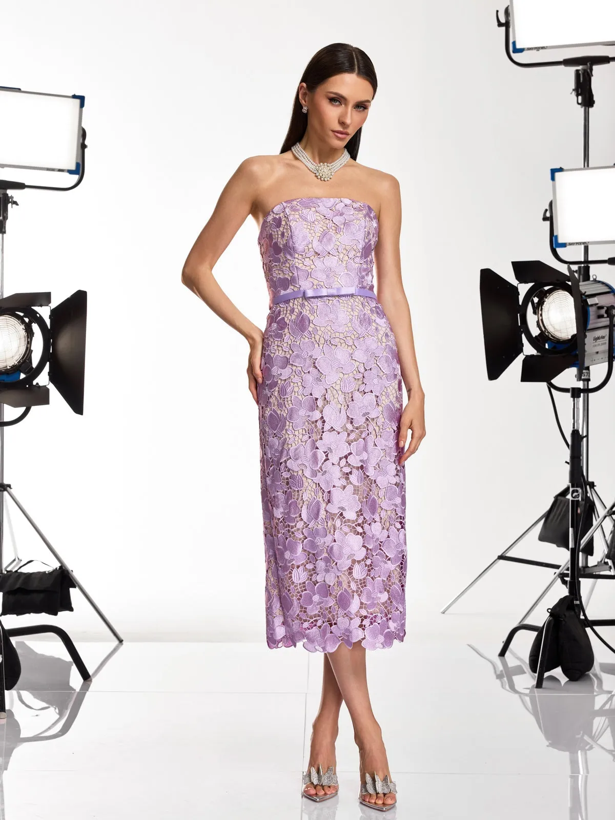 Prylon Strapless Floral Cutout Midi Dress sold by Mew Mews product image thumbnail 2