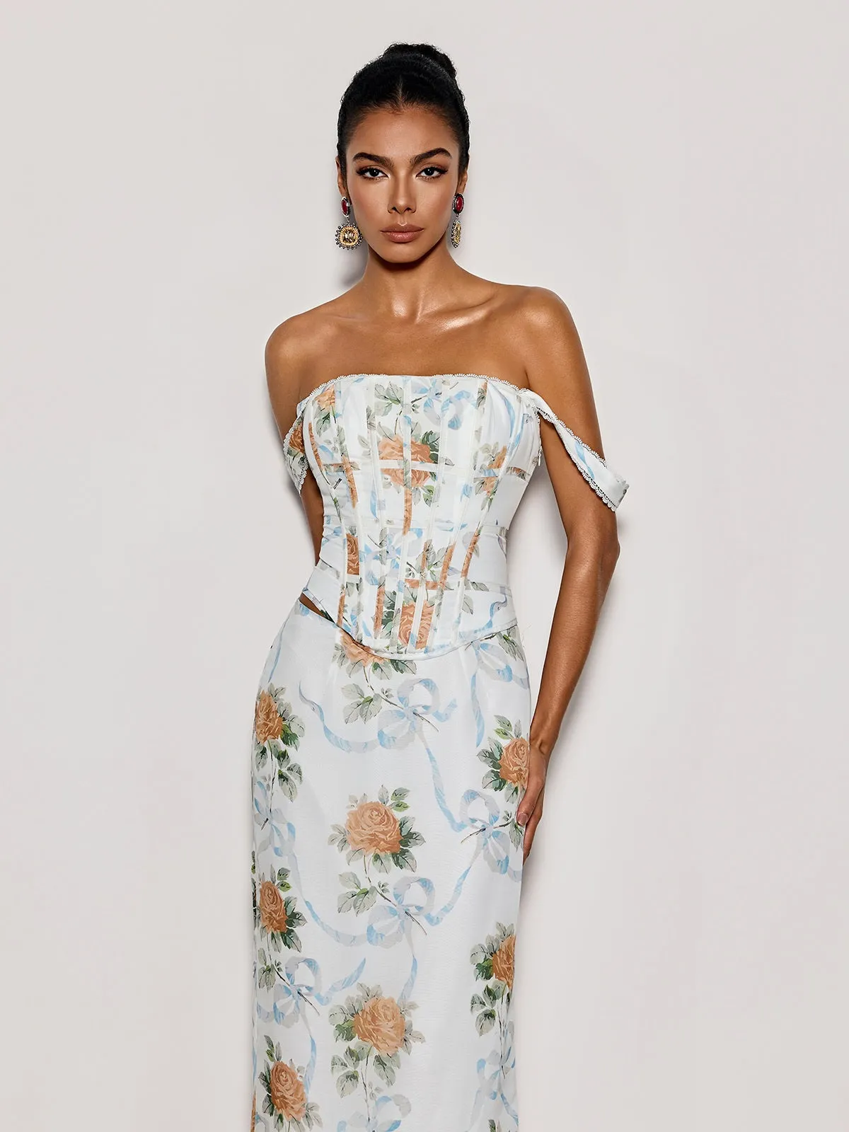 Pheron Off Shoulder Floral Maxi Dress sold by Mew Mews product image thumbnail 3