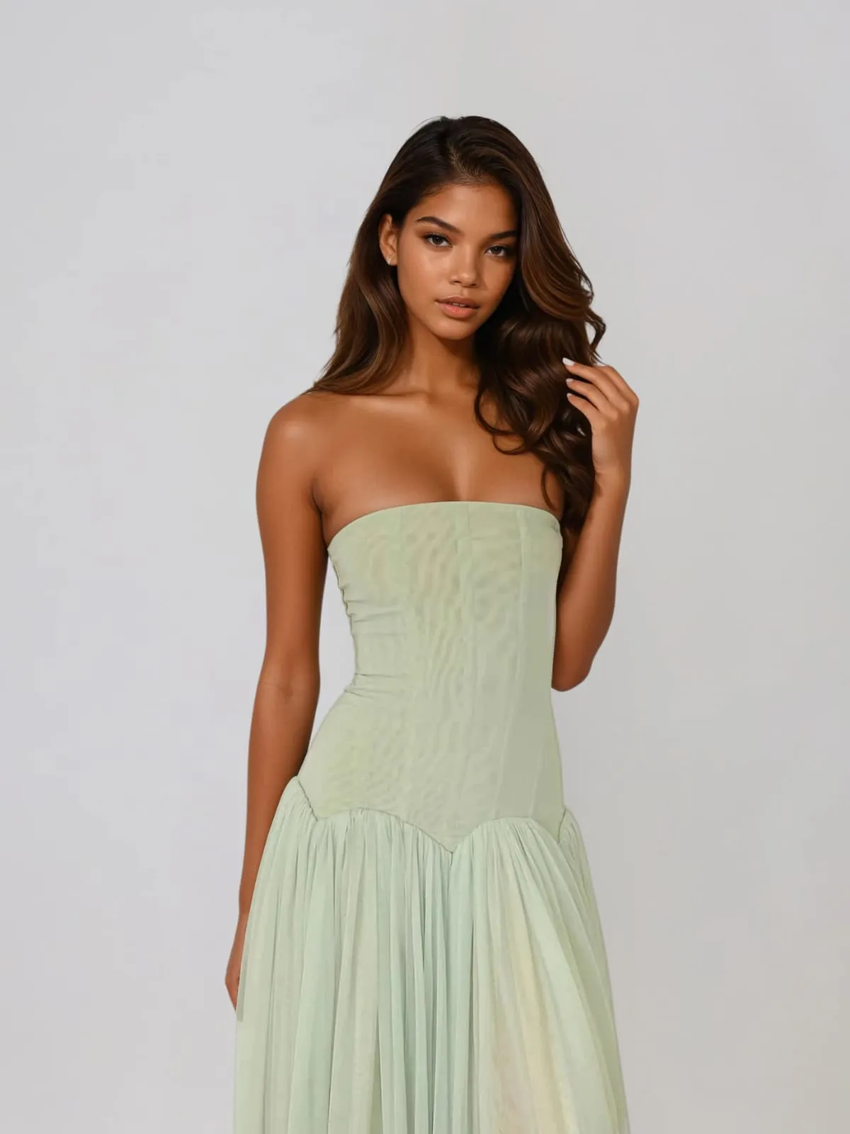 Kastor Strapless Flared Maxi Dress sold by Mew Mews product image thumbnail 4
