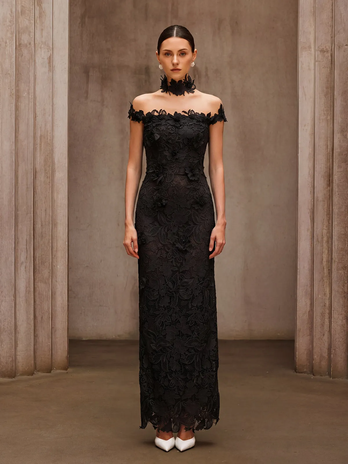 Dorona Flower Embroidered Maxi Dress In Black sold by Mew Mews product image thumbnail 2