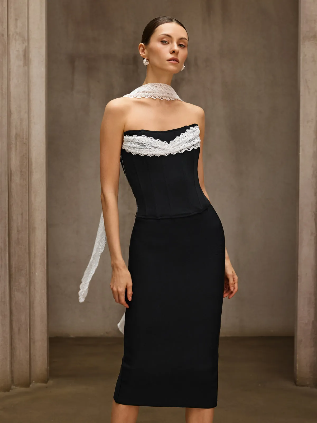 Dulcina Lace Corset Top sold by Mew Mews product image thumbnail 2
