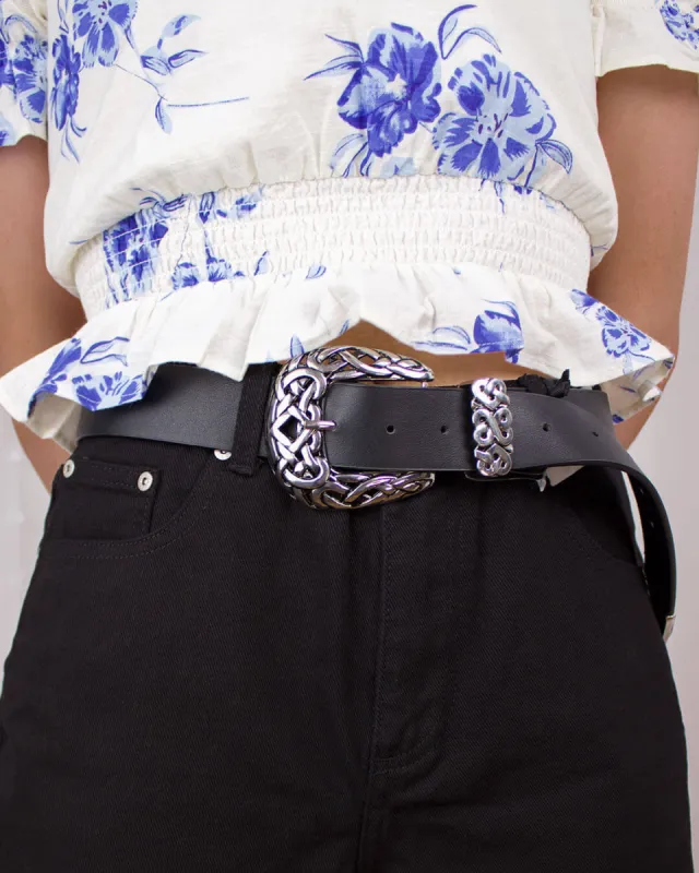 Western Buckle Chunky Belt in Black Leather sold by Fearless
