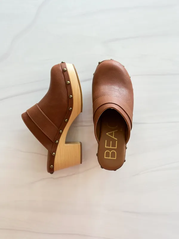 Maverick Clogs | Cognac sold by Belletique