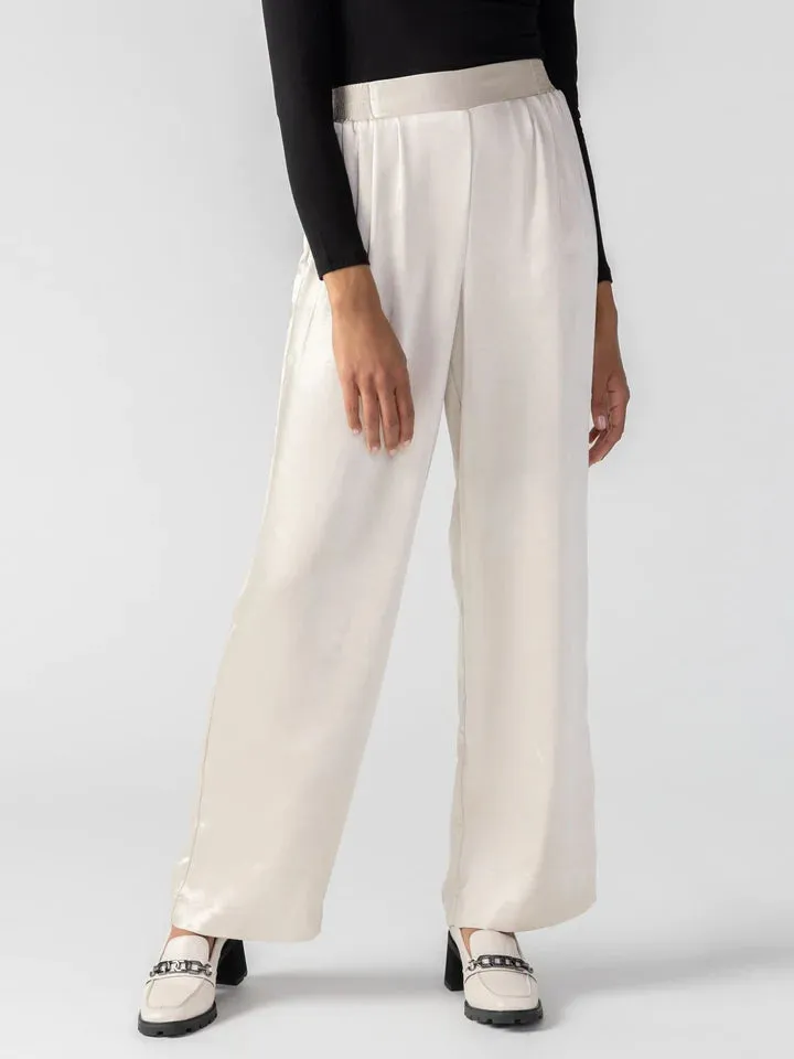 Margot Pant | Toasted Marshmellow sold by Belletique product image thumbnail 2