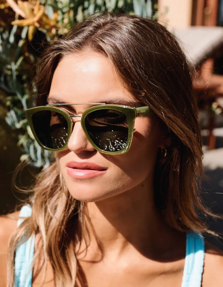 Chloe Sunglasses | Moss/Green Polarized sold by Belletique product image thumbnail 3
