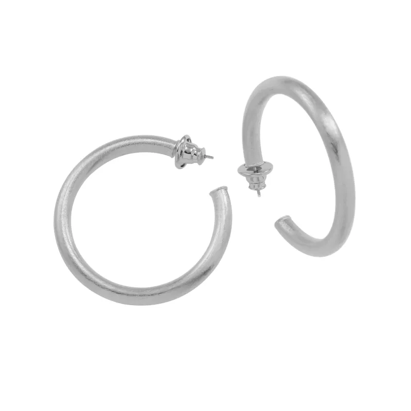 Lucy Hoop Earrings | Rhodium sold by Belletique