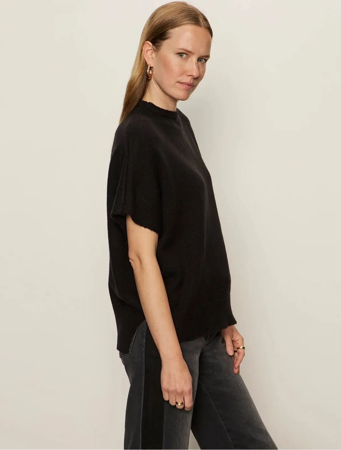 Easy Layering Shell | Black sold by Belletique product image thumbnail 3