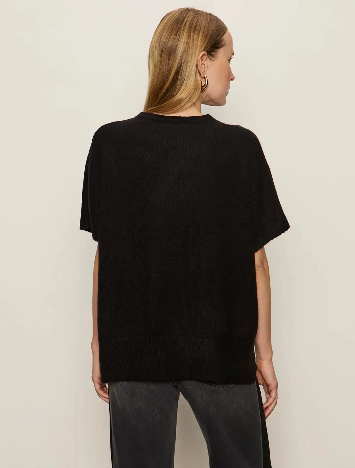 Easy Layering Shell | Black sold by Belletique product image thumbnail 4