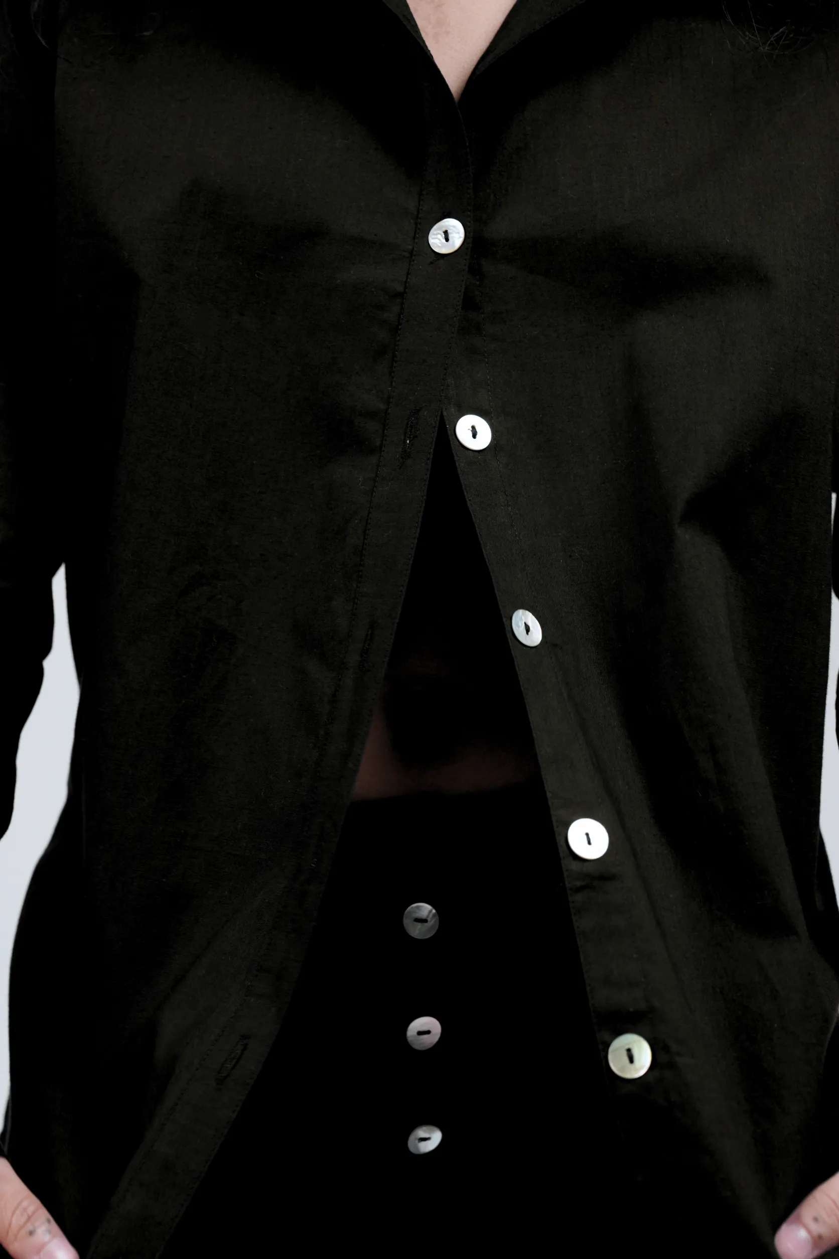 Poplin Shirt Jet Black sold by Wildflo Studio product image thumbnail 4