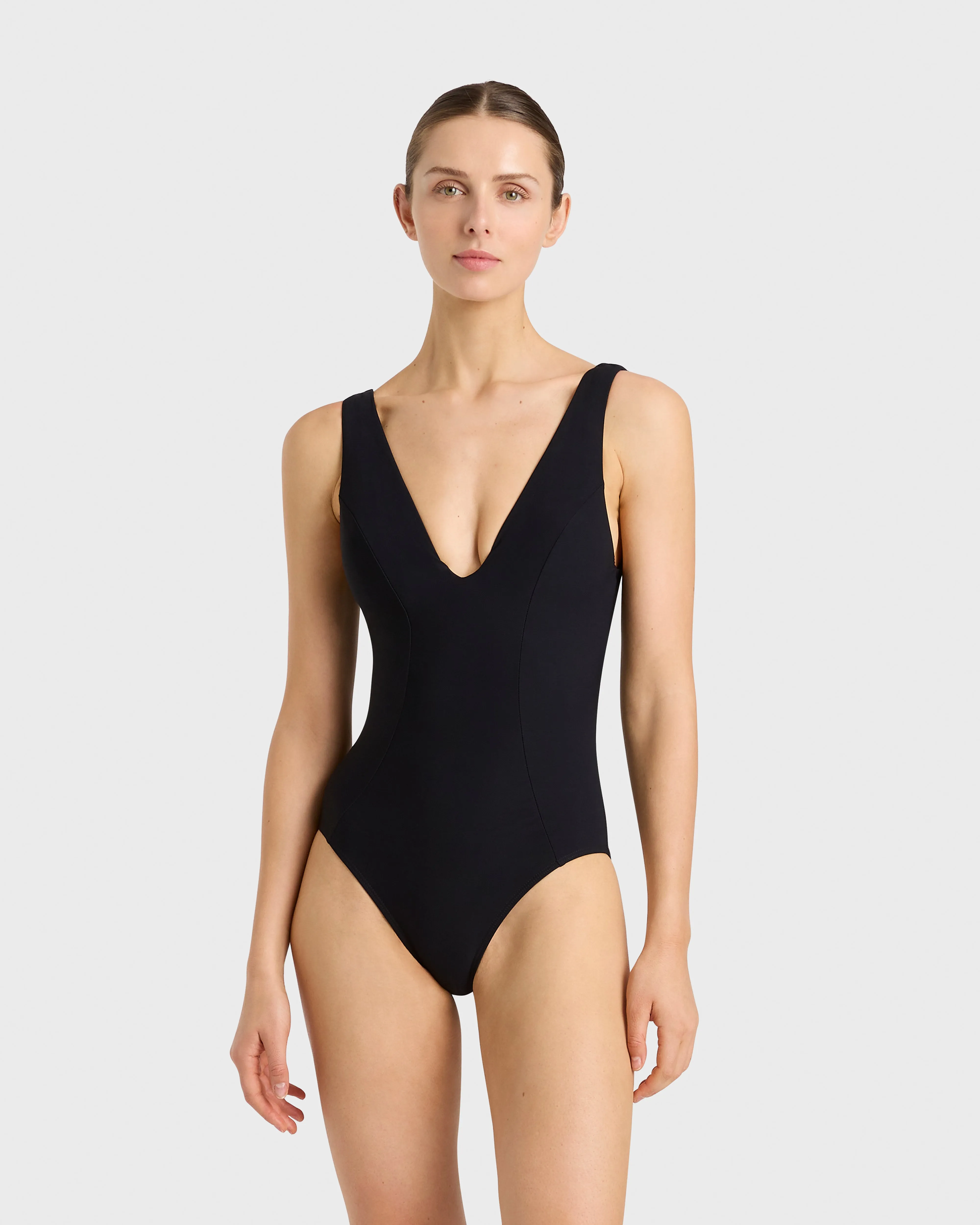 Vida One Piece - Black (Sculpteur®) sold by Bondi Born