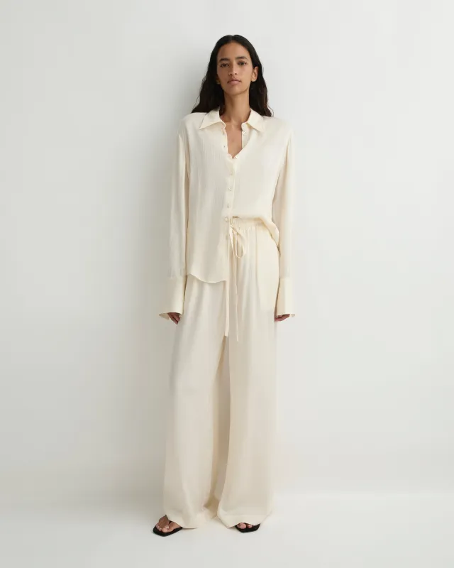 Ardea Fitted Blouse - Pearl made by Bondi Born