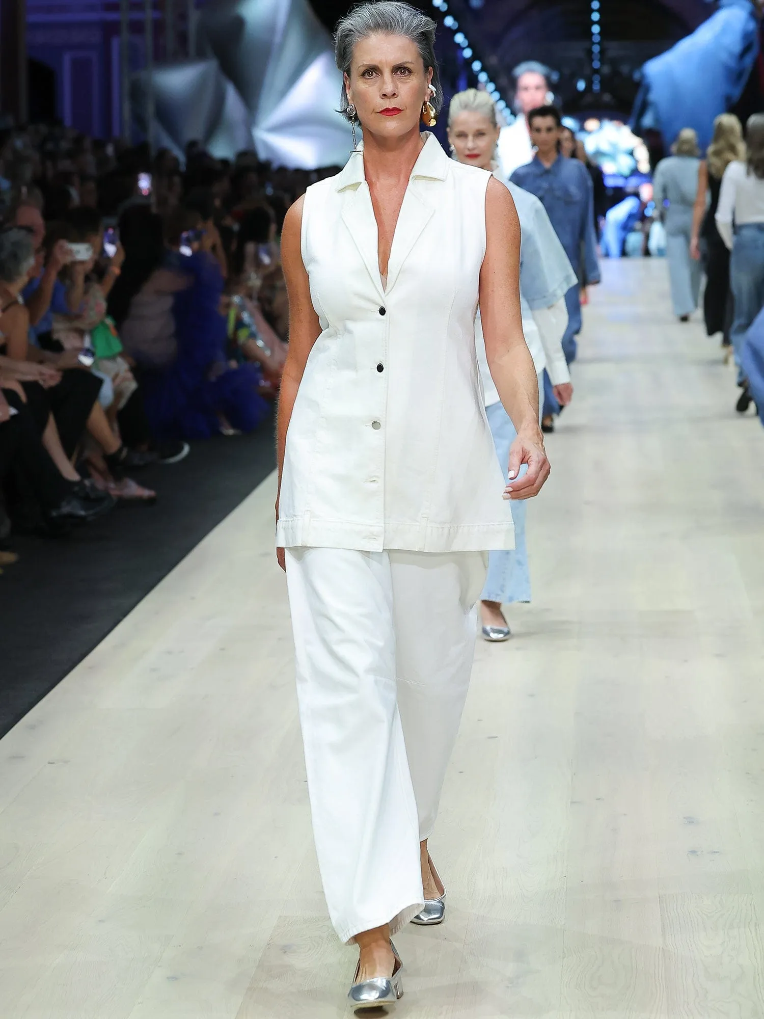 Vera Jean White sold by Nobody Denim product image thumbnail 4