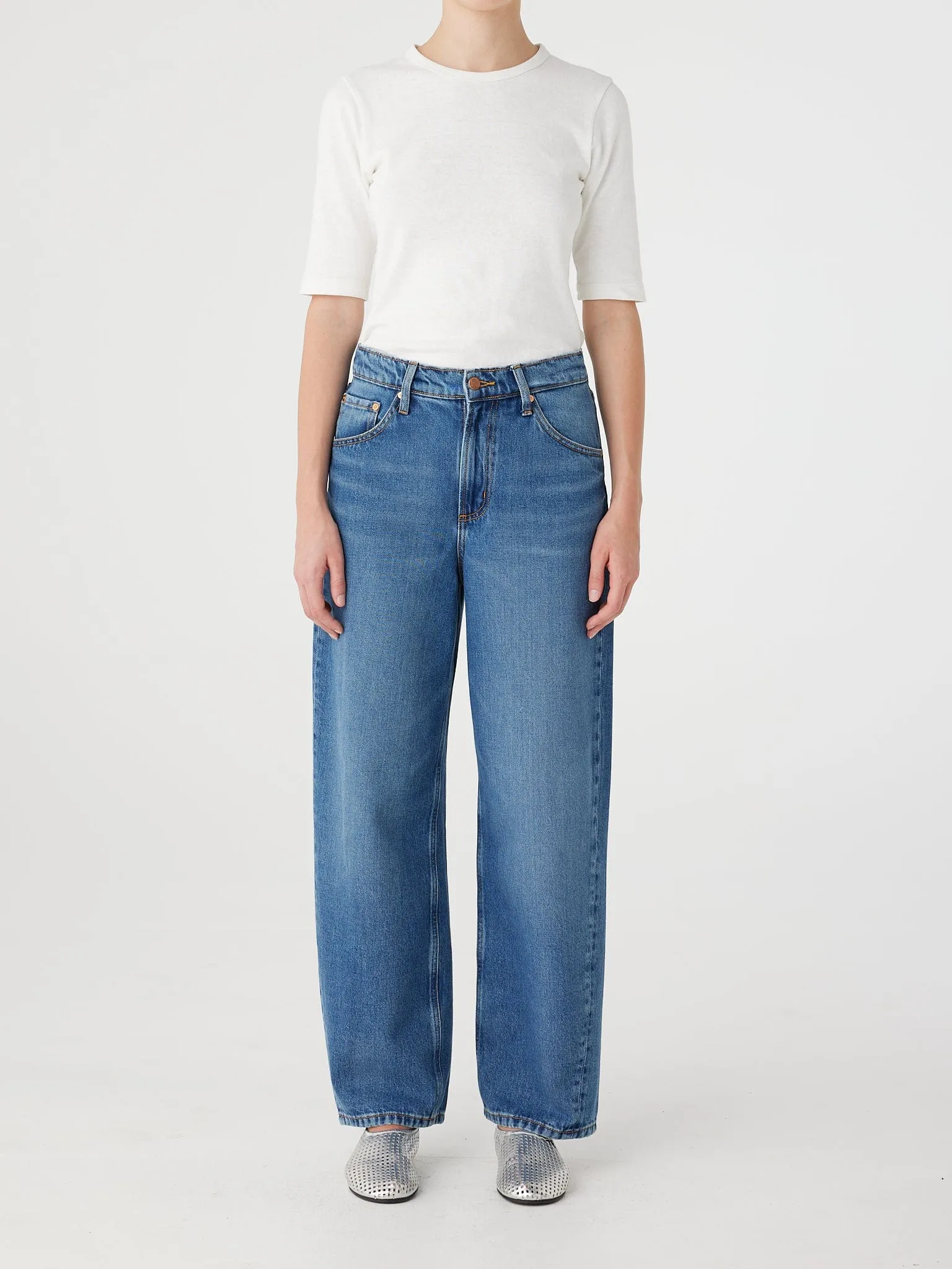 Walker Jean Mid Perfection sold by Nobody Denim