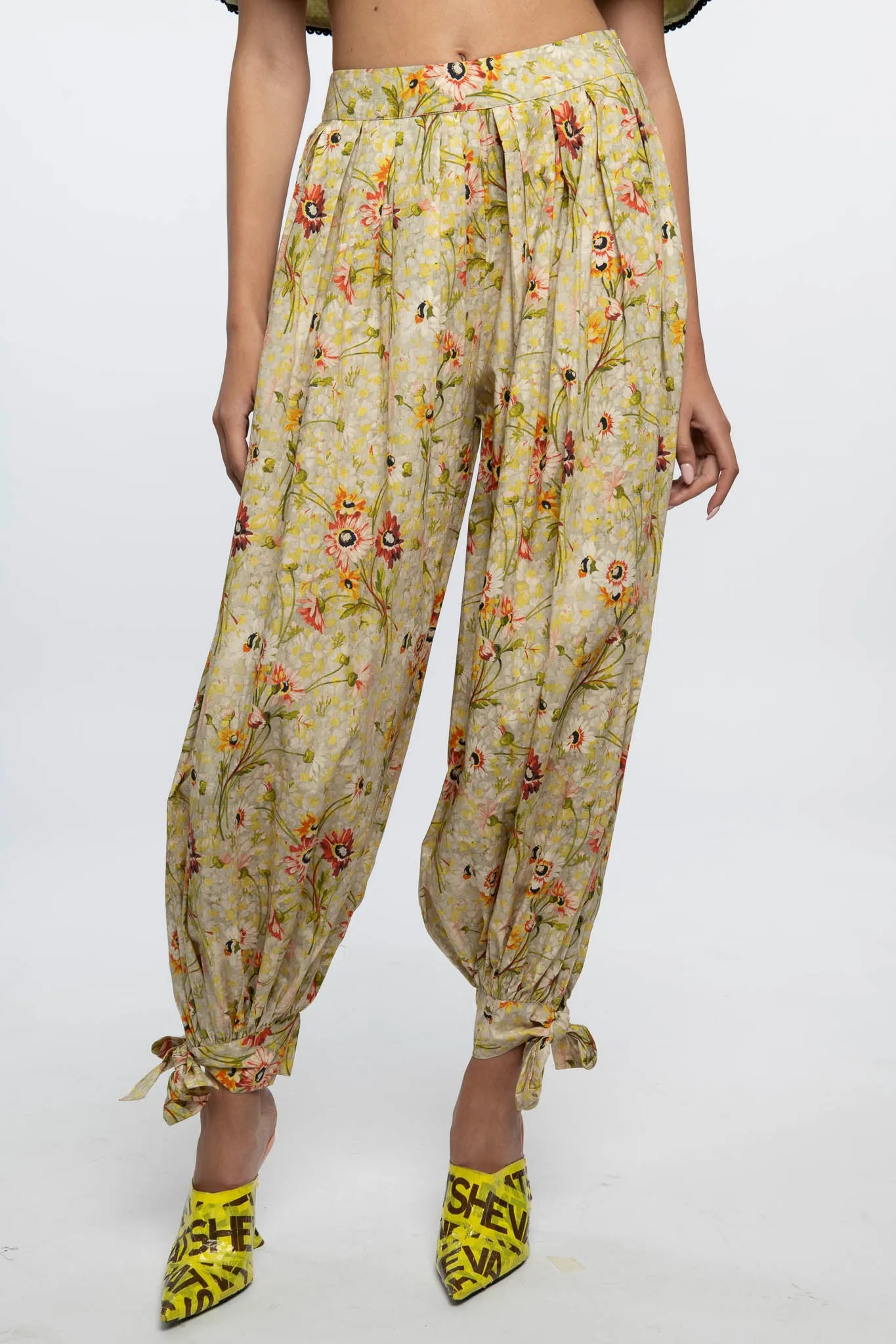 Sample Sale Hauls Pant in Witton Floral sold by Batsheva product image thumbnail 2