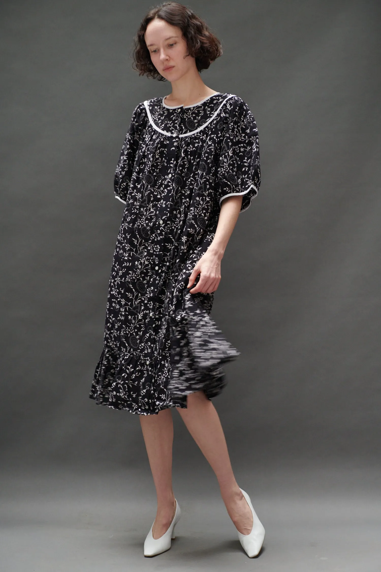 Snap Housedress in Black and White Floral sold by Batsheva product image thumbnail 4
