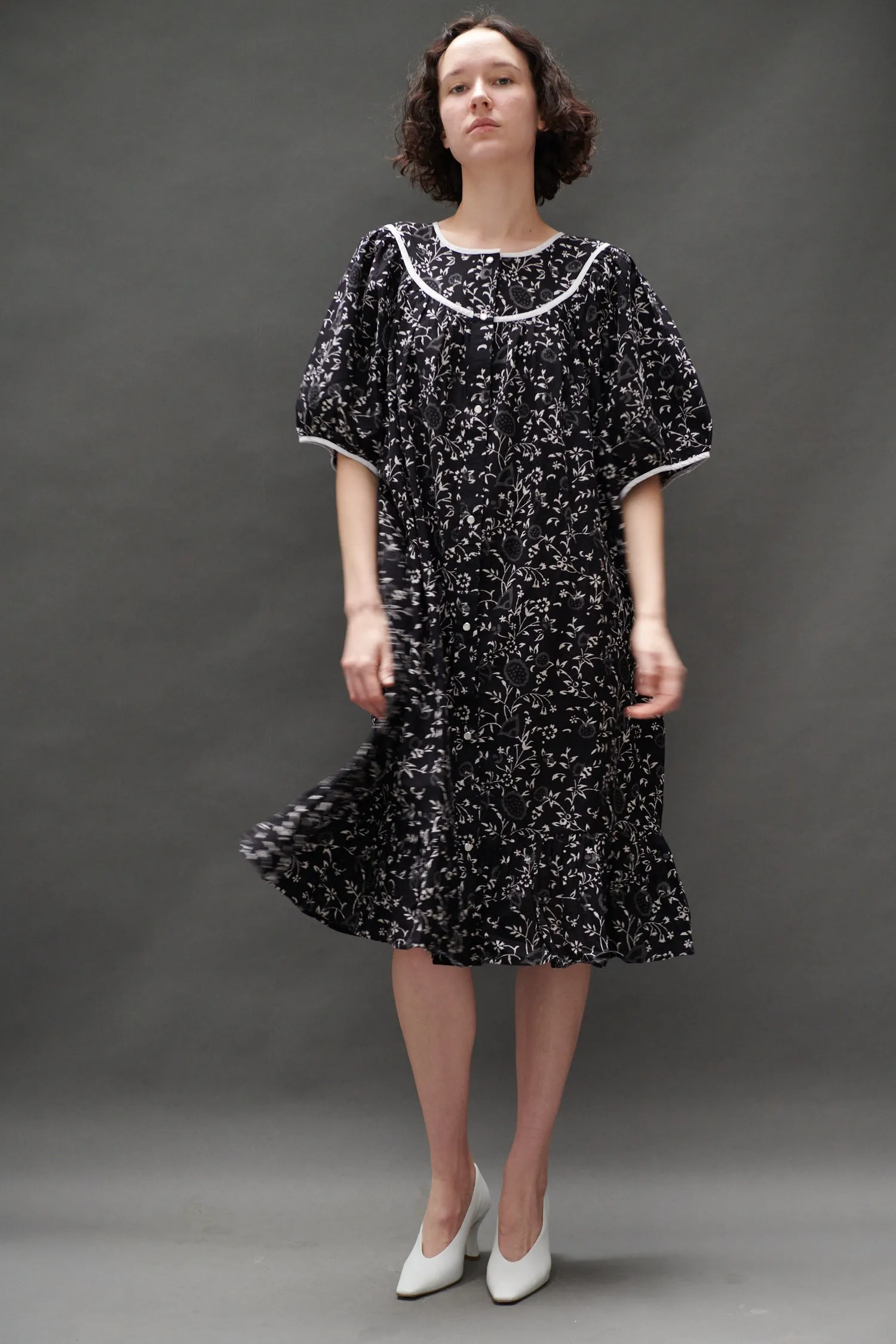 Snap Housedress in Black and White Floral sold by Batsheva product image thumbnail 3