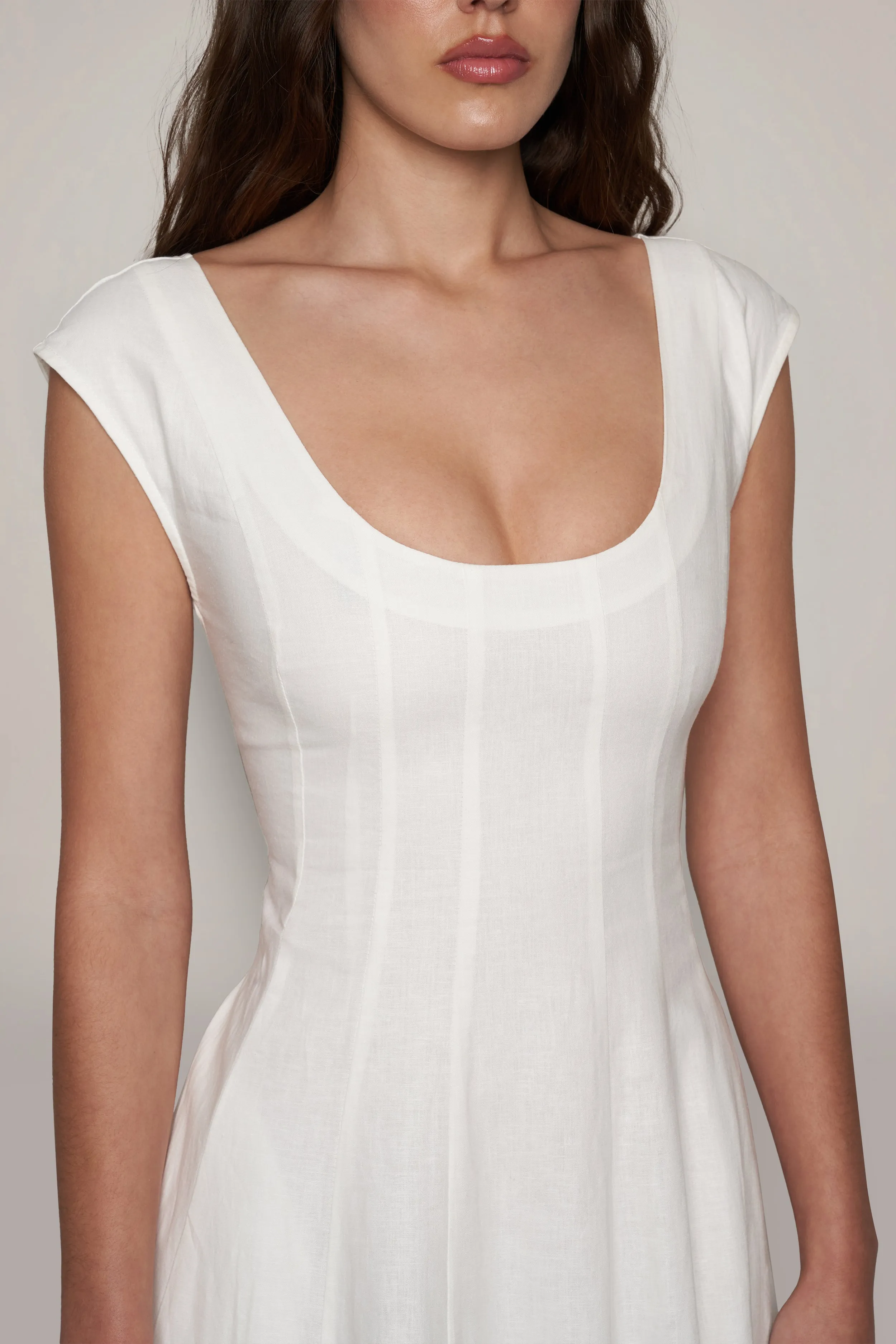 Leila Dress sold by Guizio product image thumbnail 2