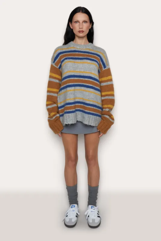 Oversized Crewneck sold by Guizio