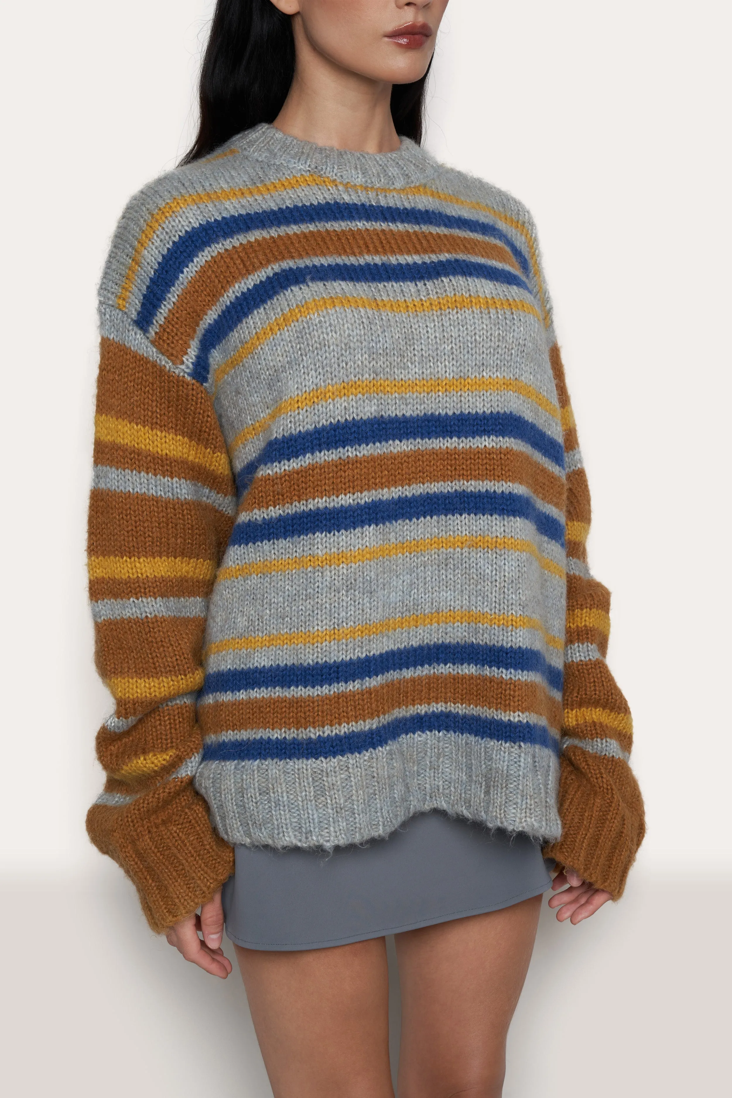 Oversized Crewneck sold by Guizio product image thumbnail 5