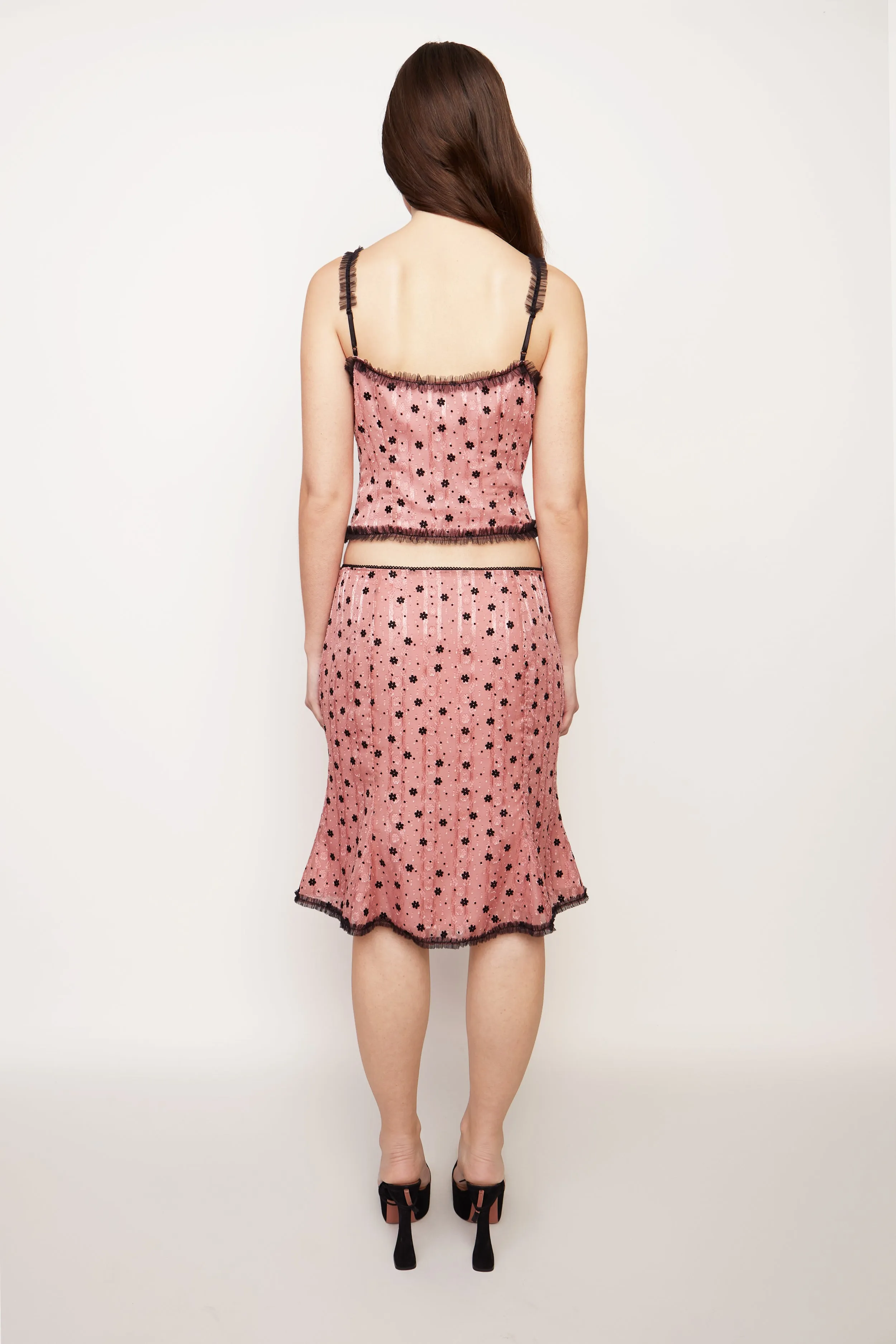 Velvet Floral Lace Low Rise Midi Skirt sold by Guizio product image thumbnail 5