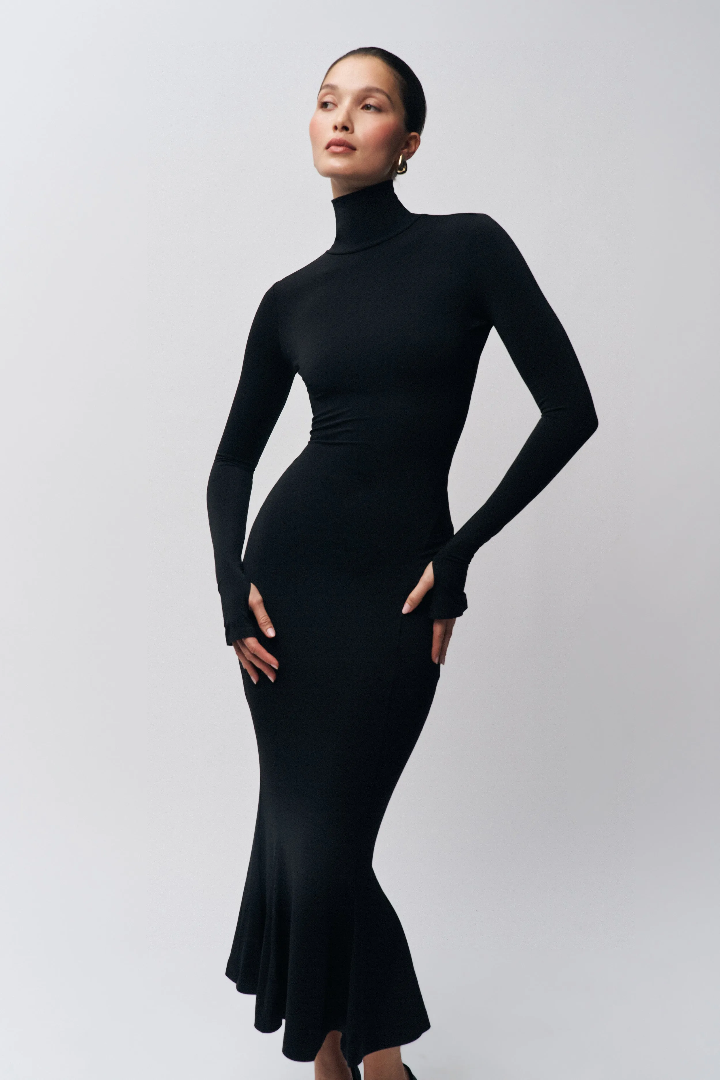 Scarlett Dress sold by Guizio product image thumbnail 4