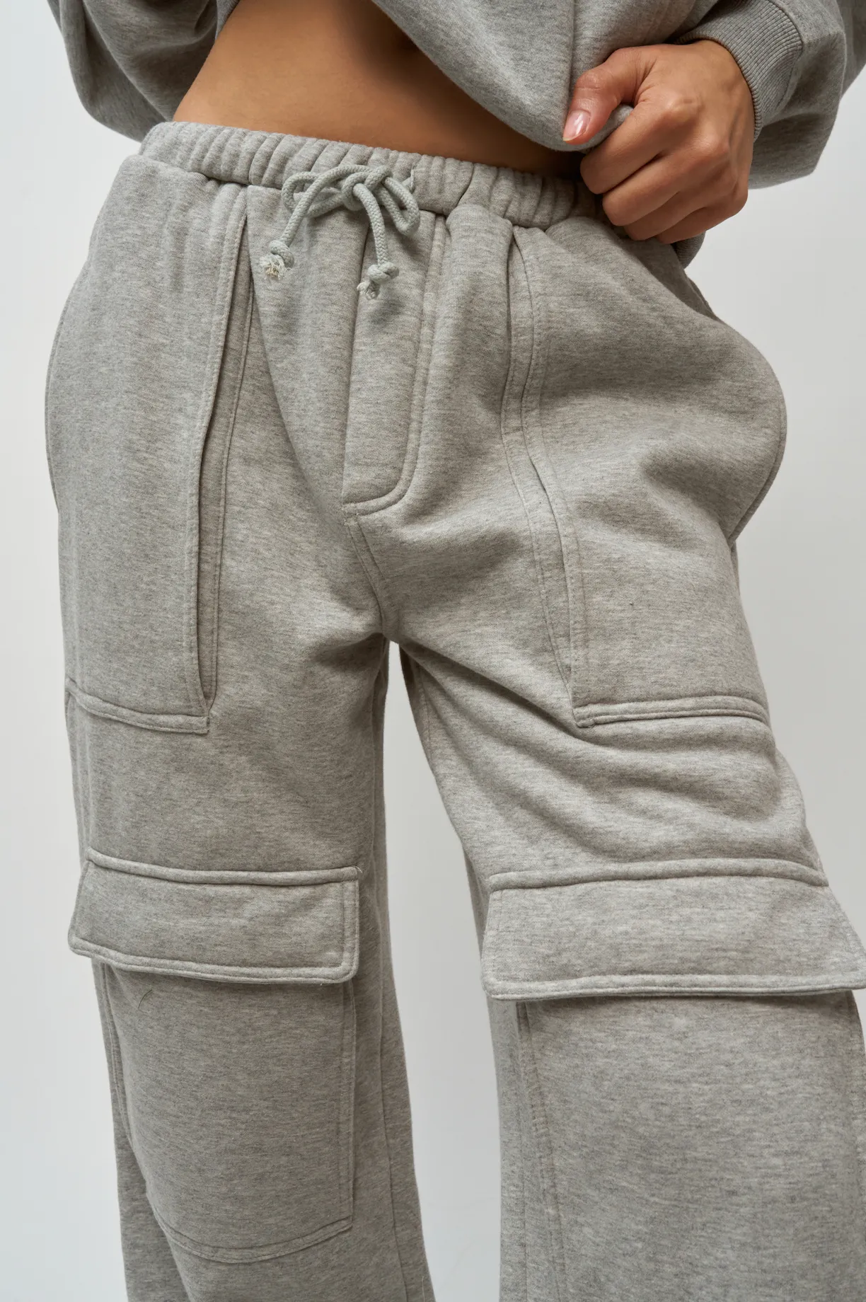 Fleece Cargo Sweatpant sold by Guizio product image thumbnail 2