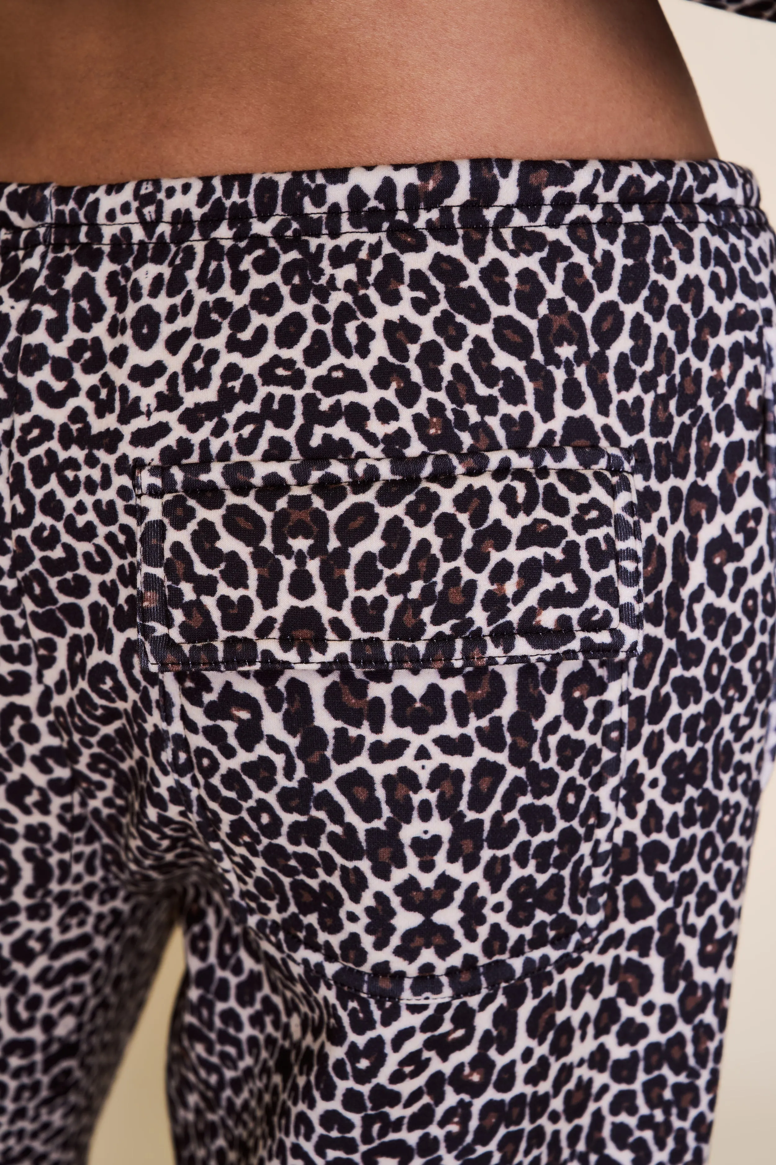Drawstring Fleece Pant sold by Guizio product image thumbnail 3