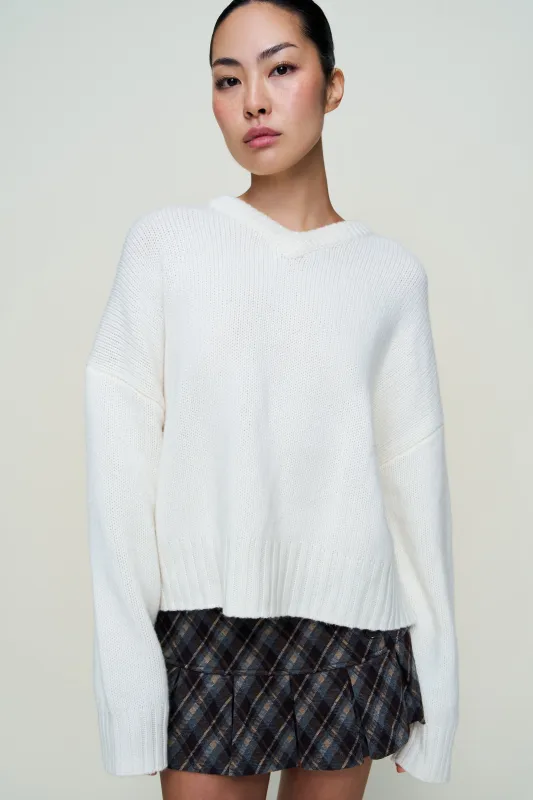 Joni Cashmere V-Neck Jumper sold by Guizio