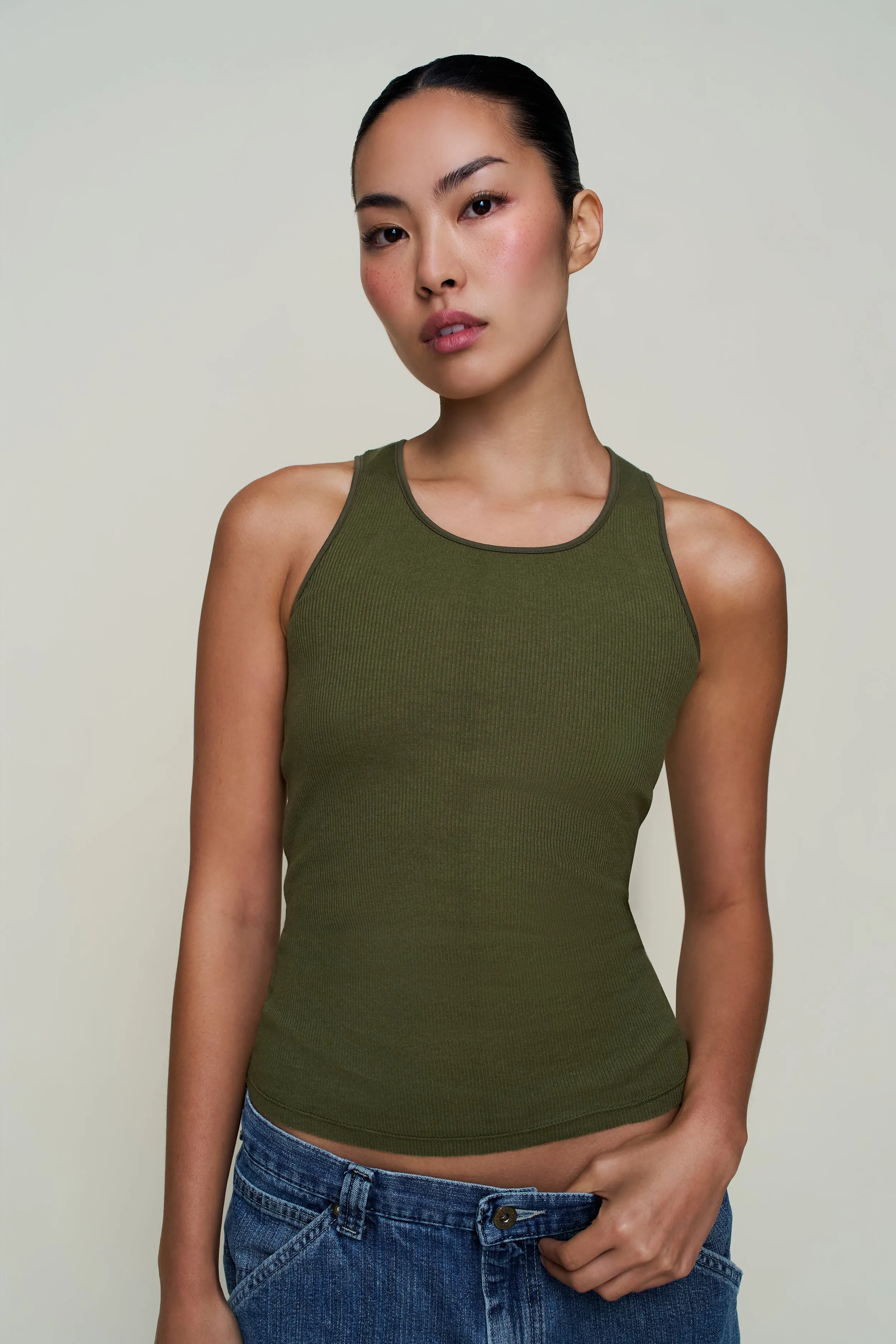 The Perfect Classic Tank sold by Guizio product image thumbnail 4