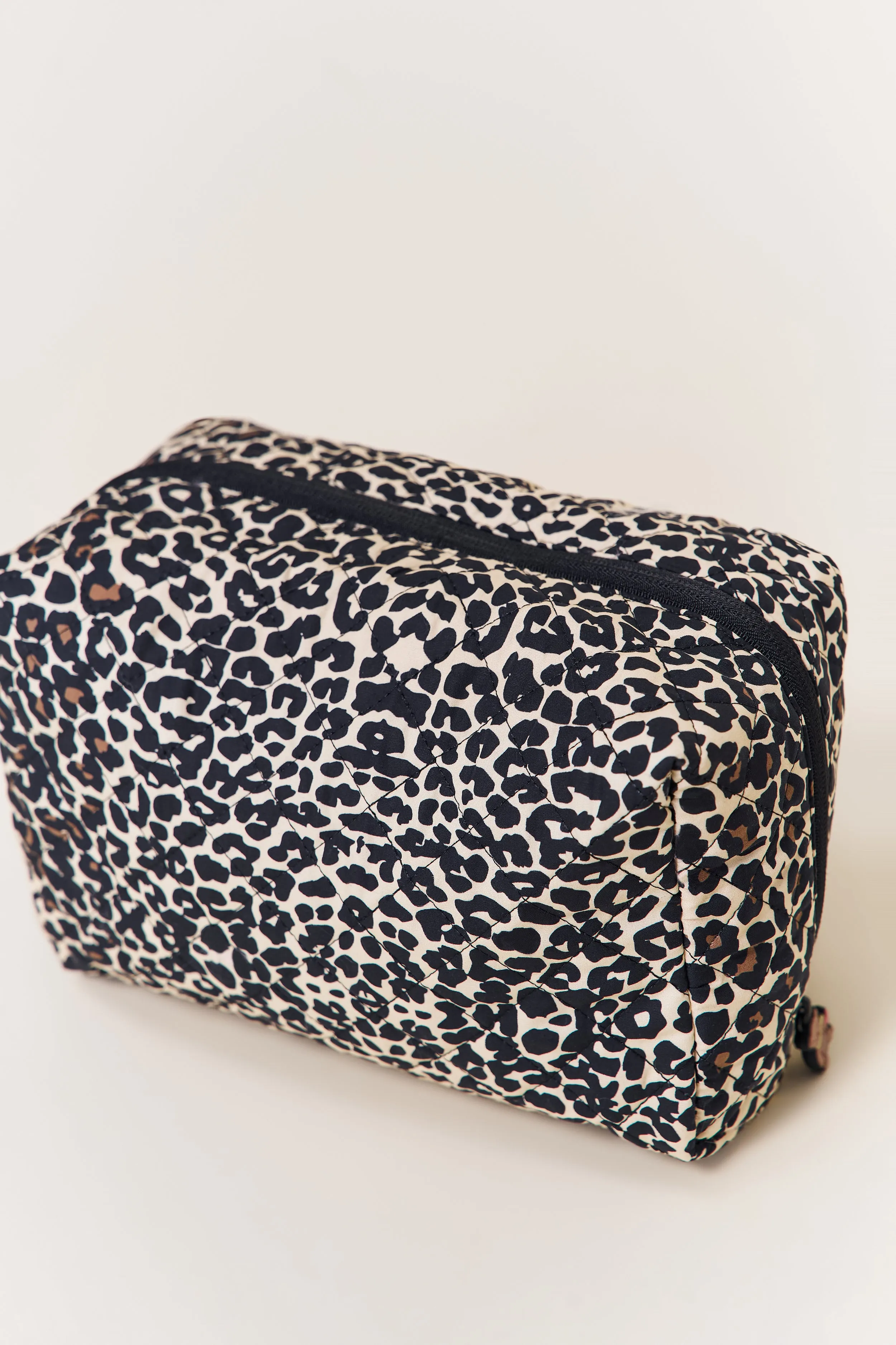 Cosmetic Bag sold by Guizio