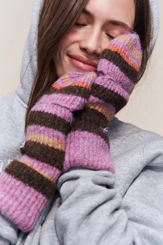 Knit Mittens sold by Guizio