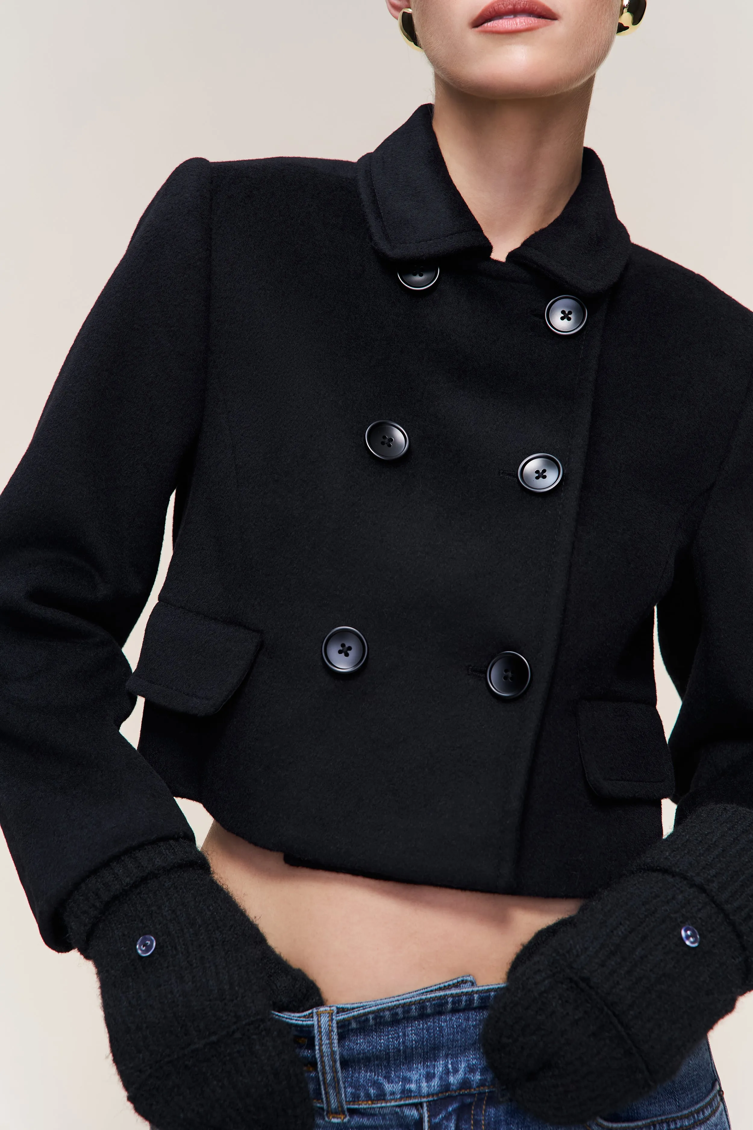 Knit Mittens sold by Guizio