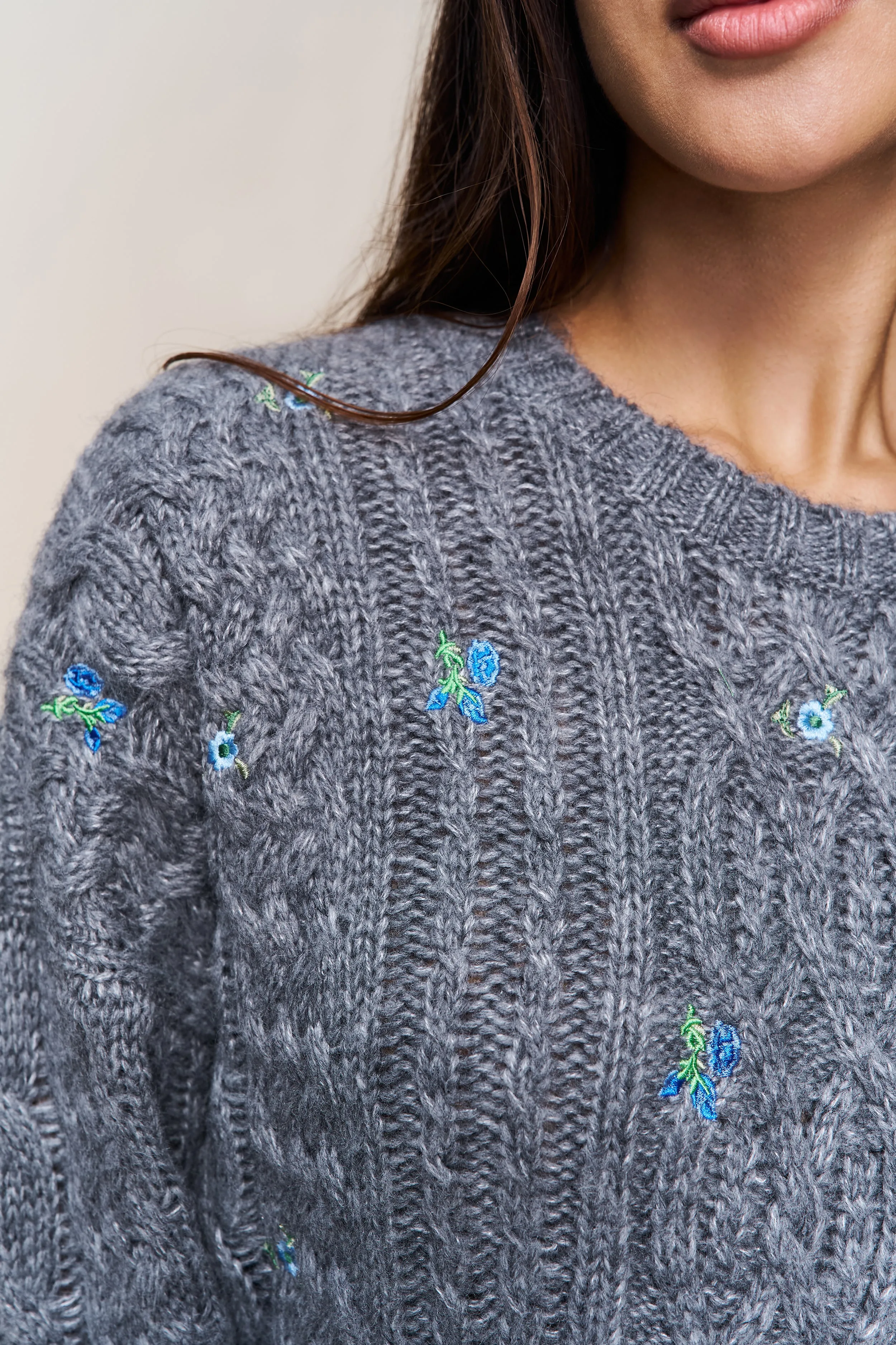 Etta Sweater sold by Guizio product image thumbnail 4