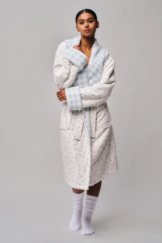 Cozy Cloud Reversible Robe made by Guizio