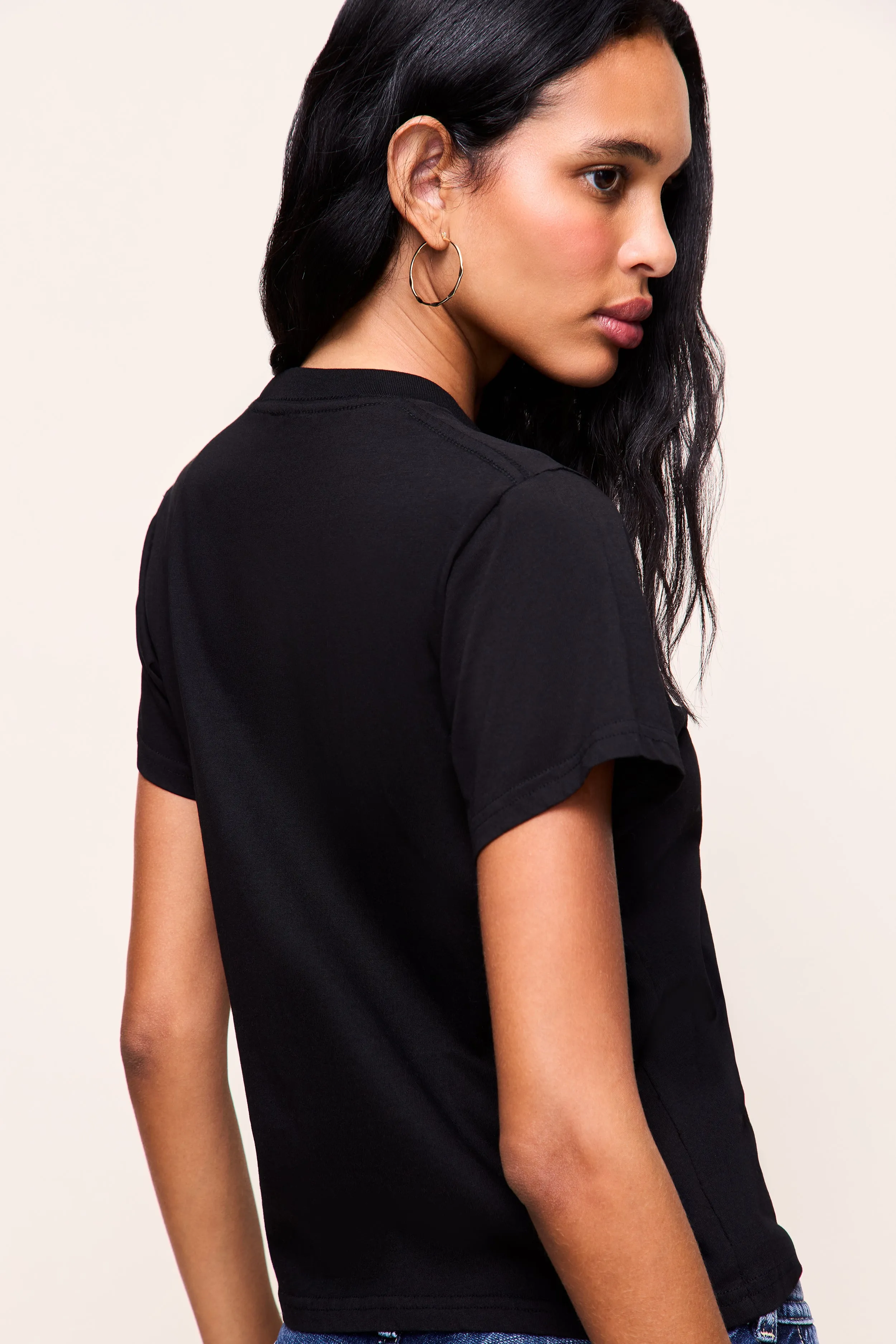 The Everyday Relaxed Tee sold by Guizio product image thumbnail 5