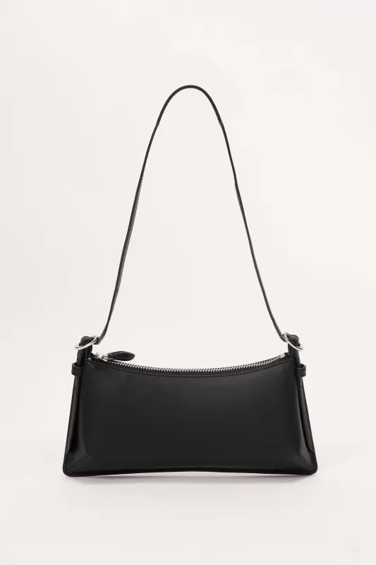 Lola Shoulder Bag made by Guizio