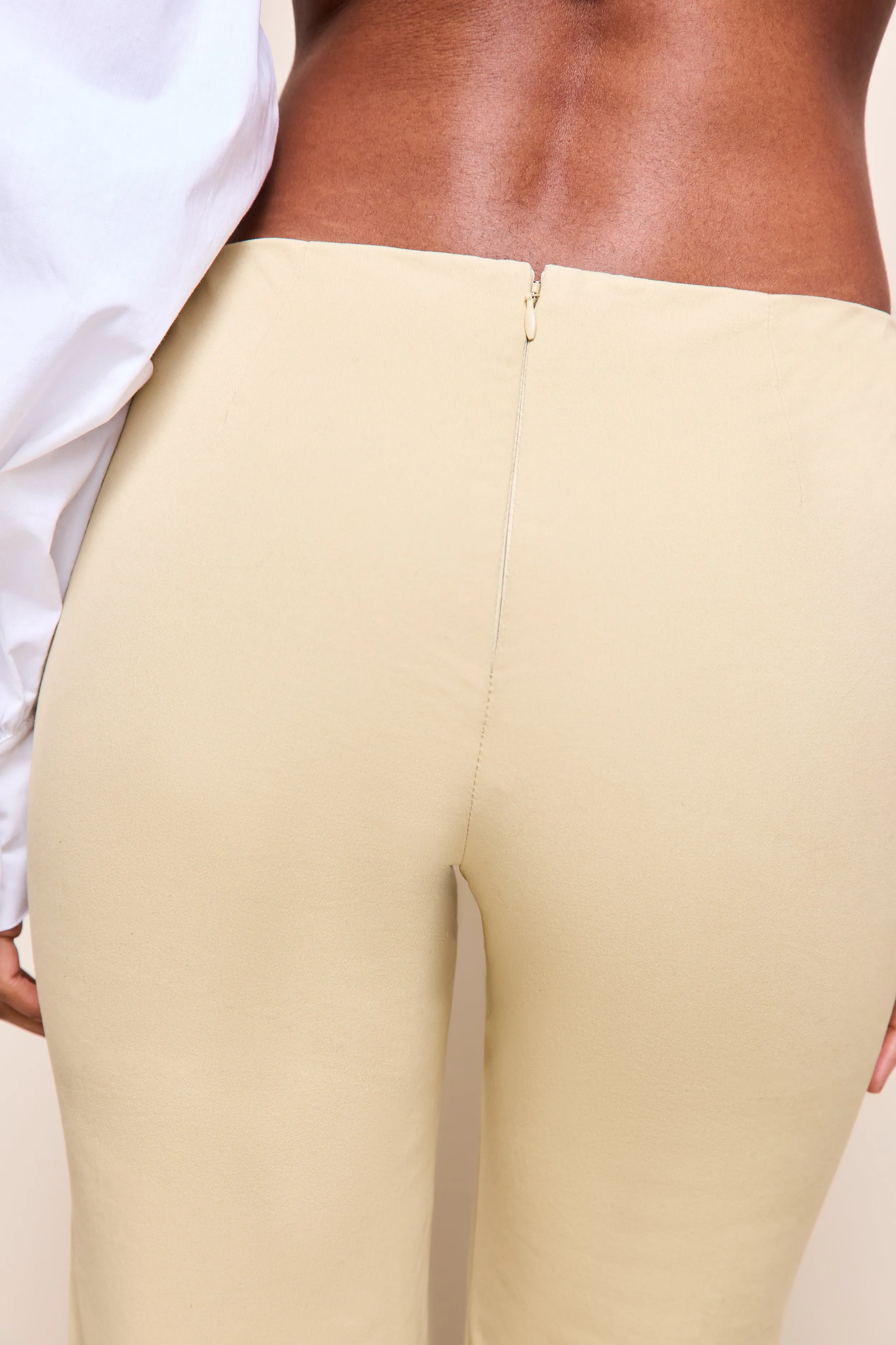 Elora Capri Pant sold by Guizio product image thumbnail 4