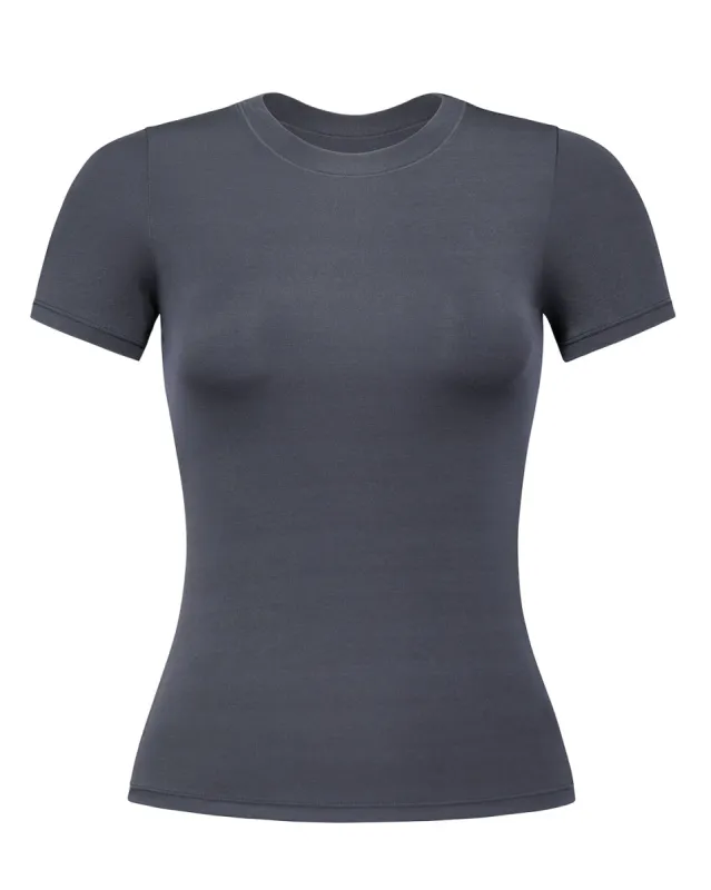 AUROLA Everyday Fitted T-shirt for Women made by Aurola