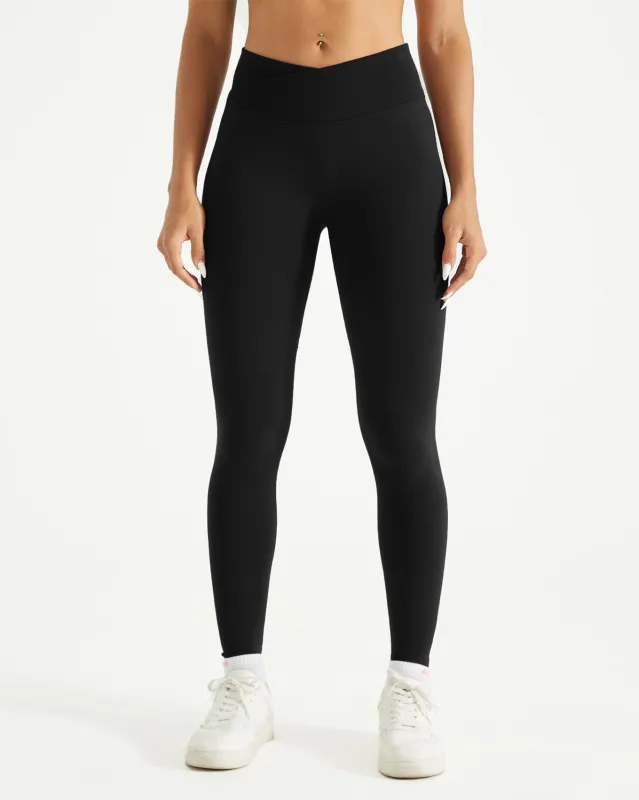 AUROLA Influence Crossover Waistband Workout Leggings for Women made by Aurola