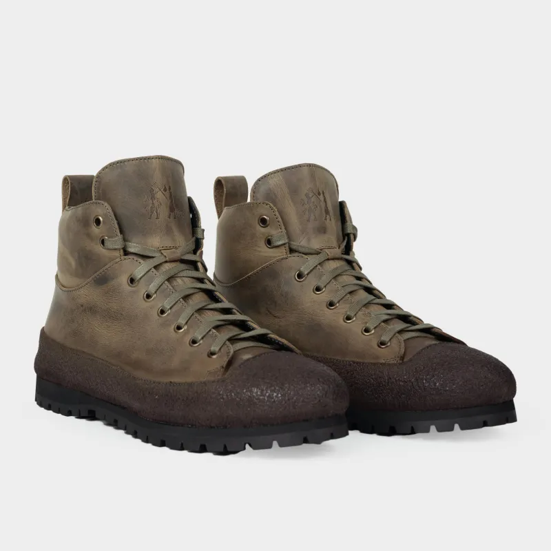 Calfskin Weatherproof Gardening Boots in Olive sold by Gardenheir