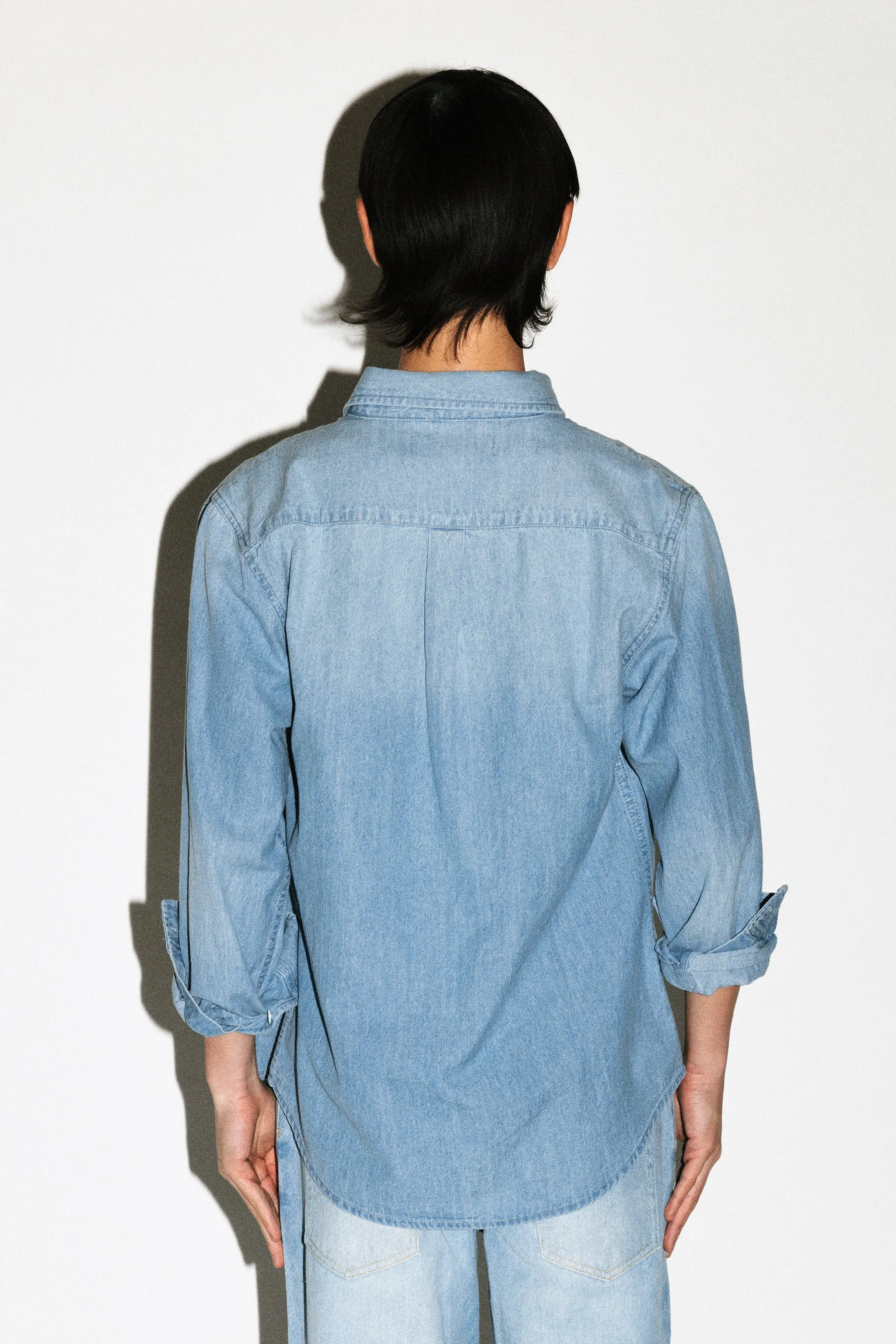 Beachwood Stonewashed Chambray Shirt | Rinse sold by California Arts product image thumbnail 4