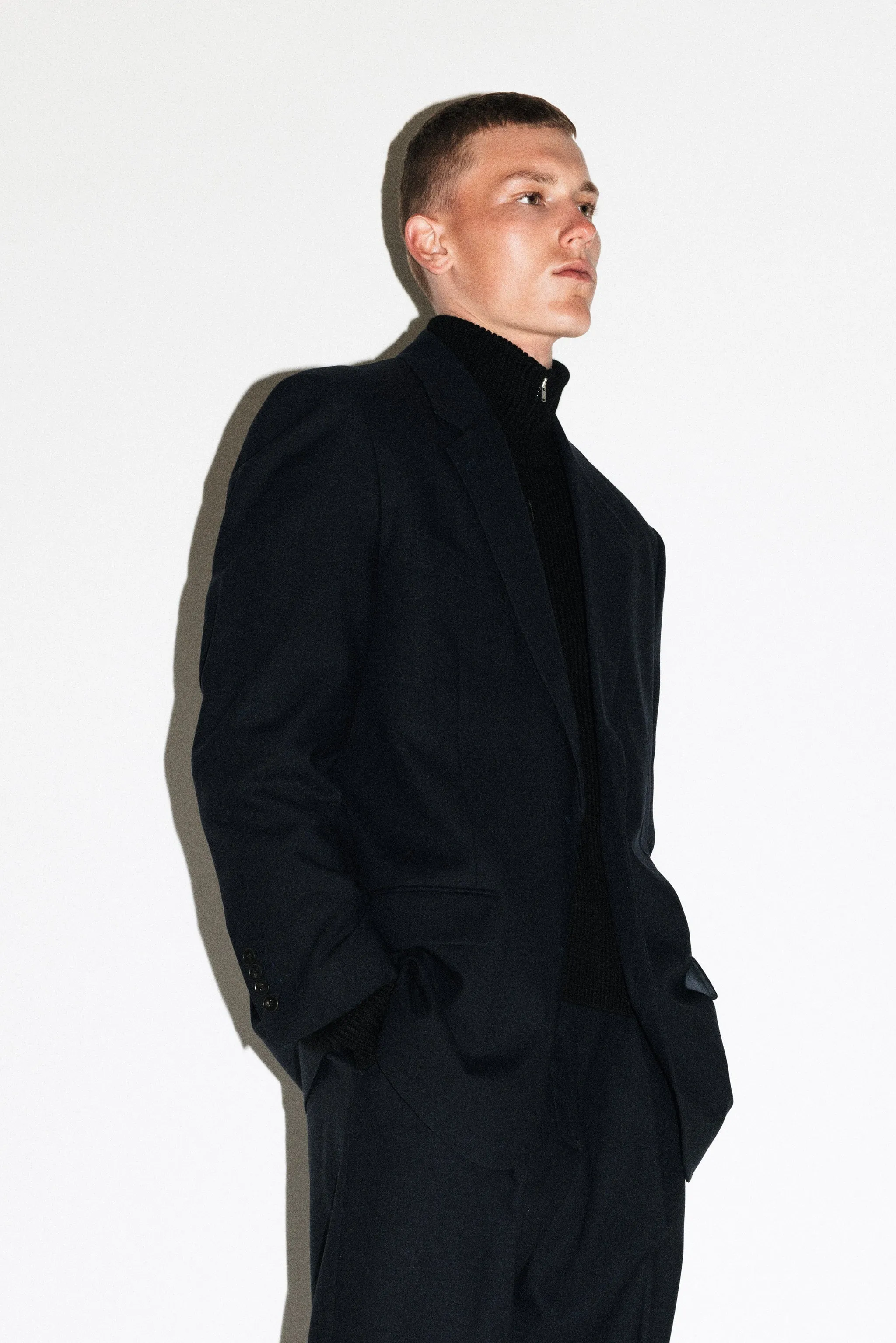 Paramount Oversized Blazer | Navy sold by California Arts product image thumbnail 2