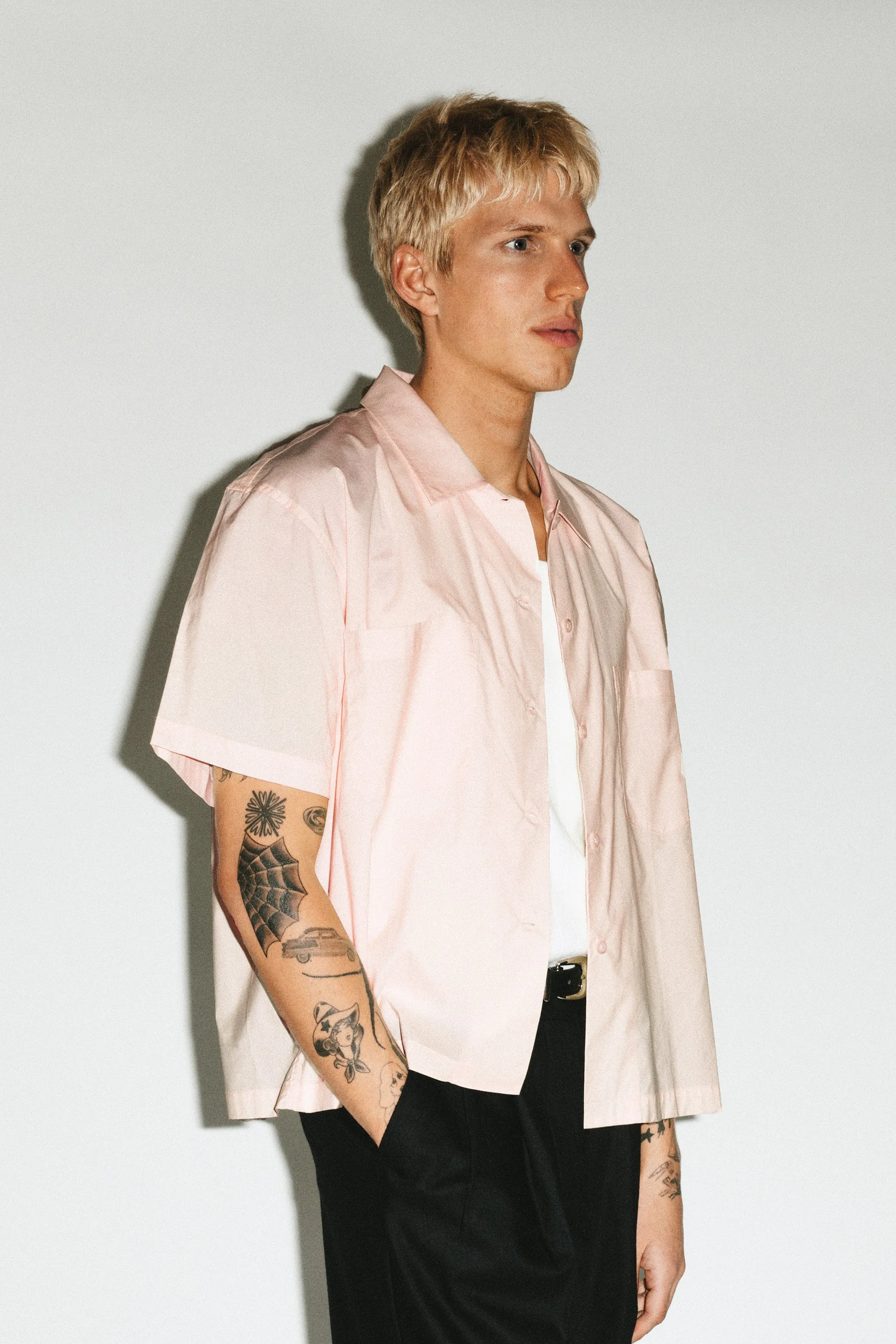 Venice Short-Sleeve Summer Shirt | Salmon sold by California Arts product image thumbnail 2