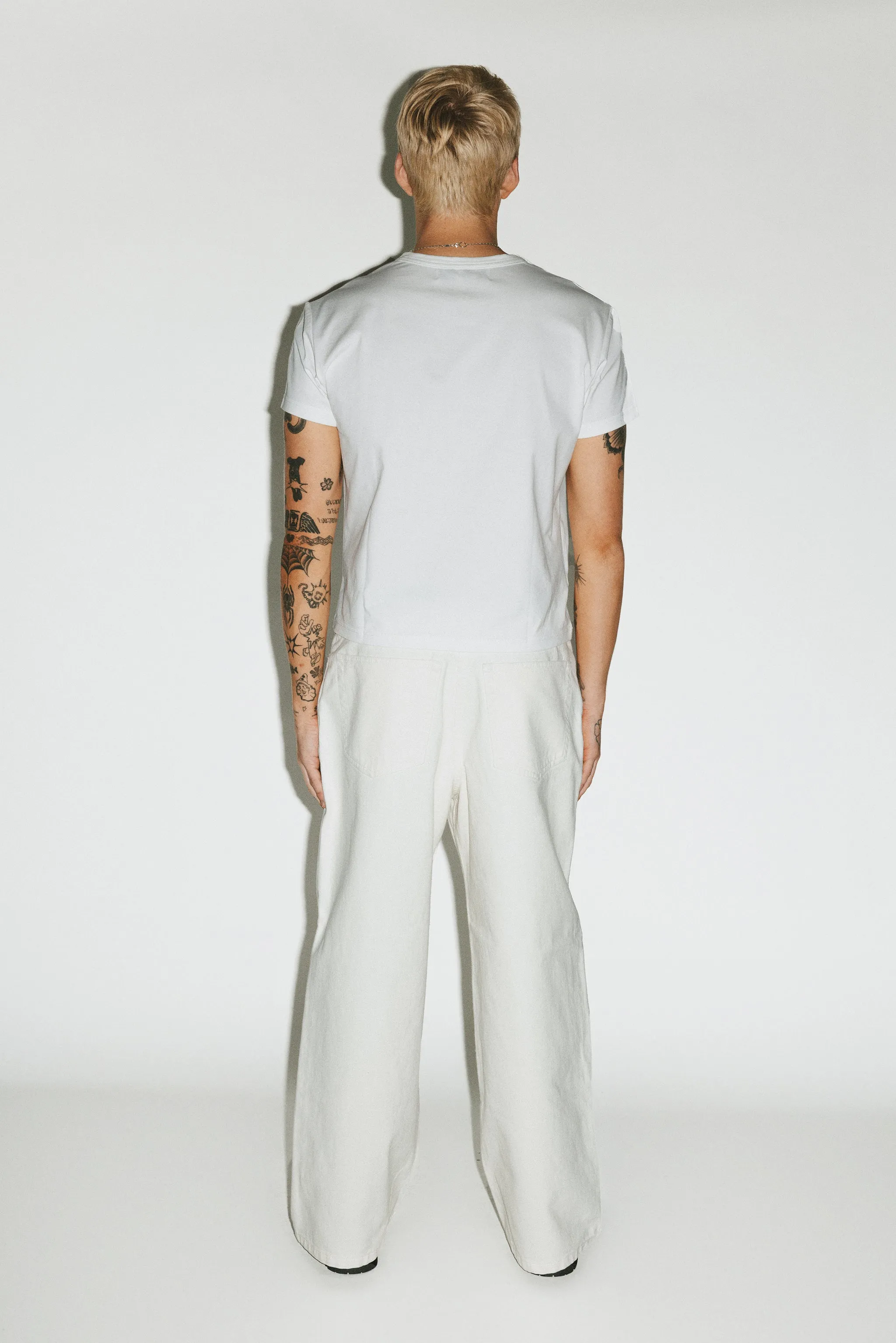 Laurel Relaxed Wide-Leg Jeans | Off-White sold by California Arts product image thumbnail 4