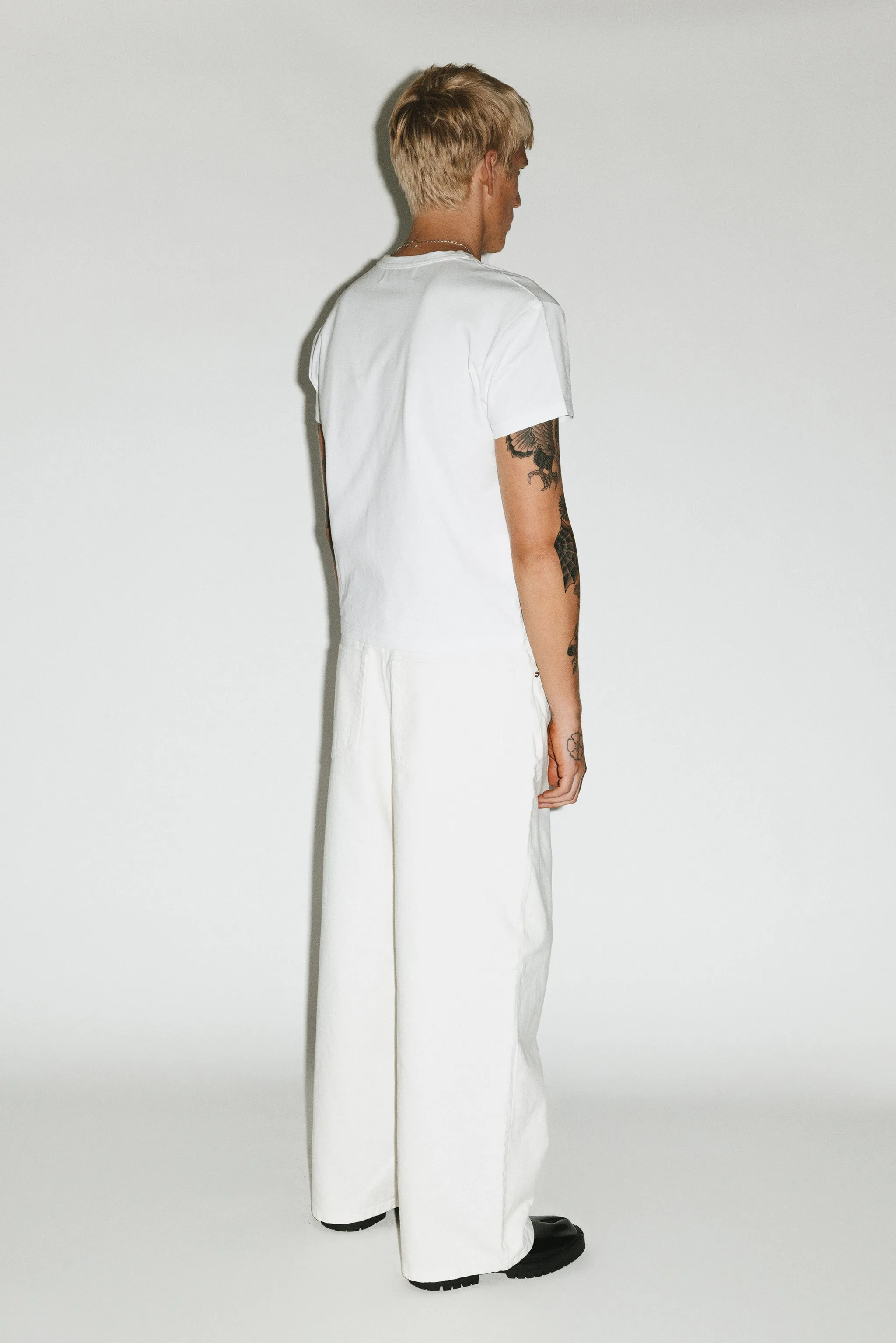 Laurel Relaxed Wide-Leg Jeans | Off-White sold by California Arts product image thumbnail 3