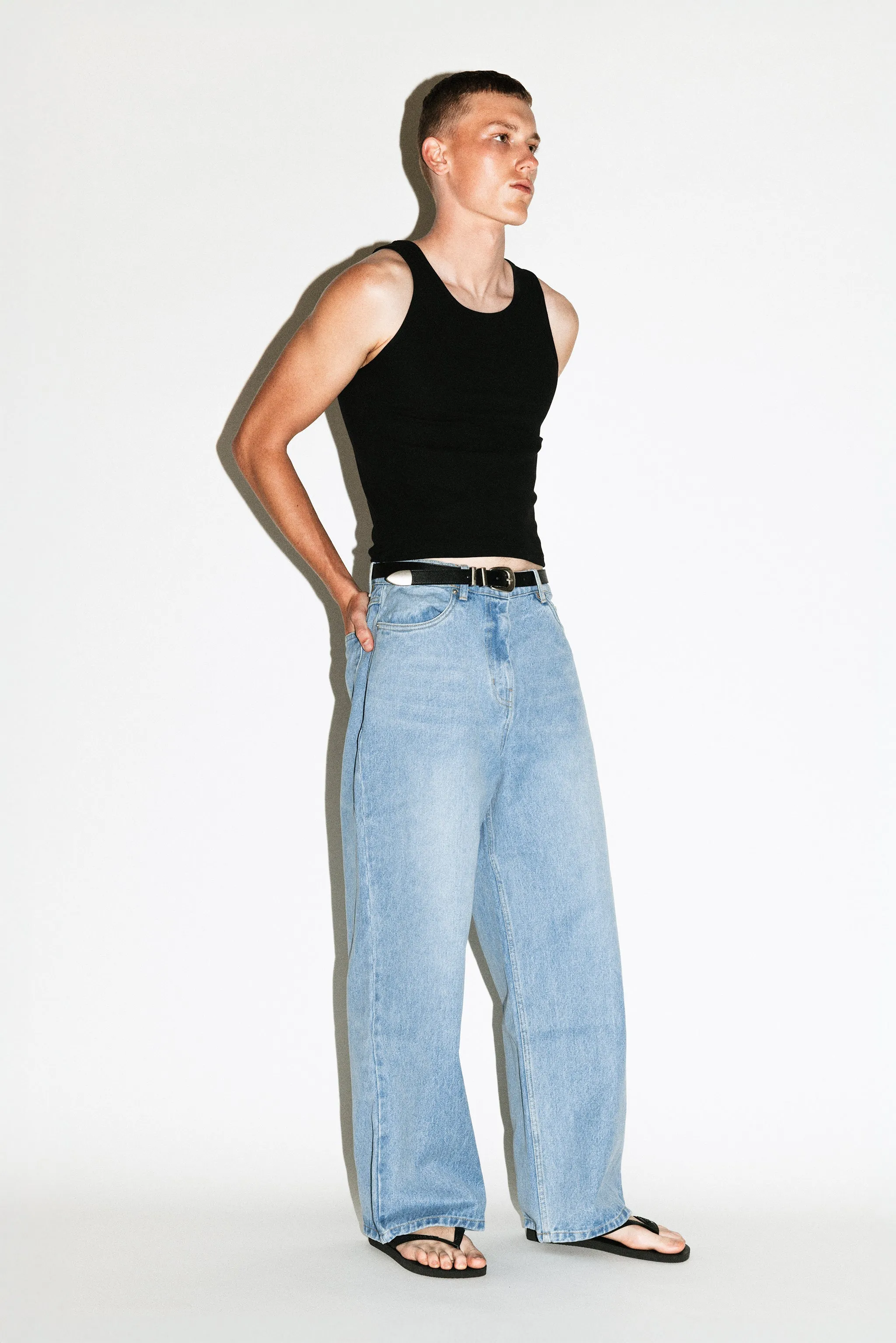 Laurel Relaxed Wide-Leg Jeans | Rinse sold by California Arts product image thumbnail 2