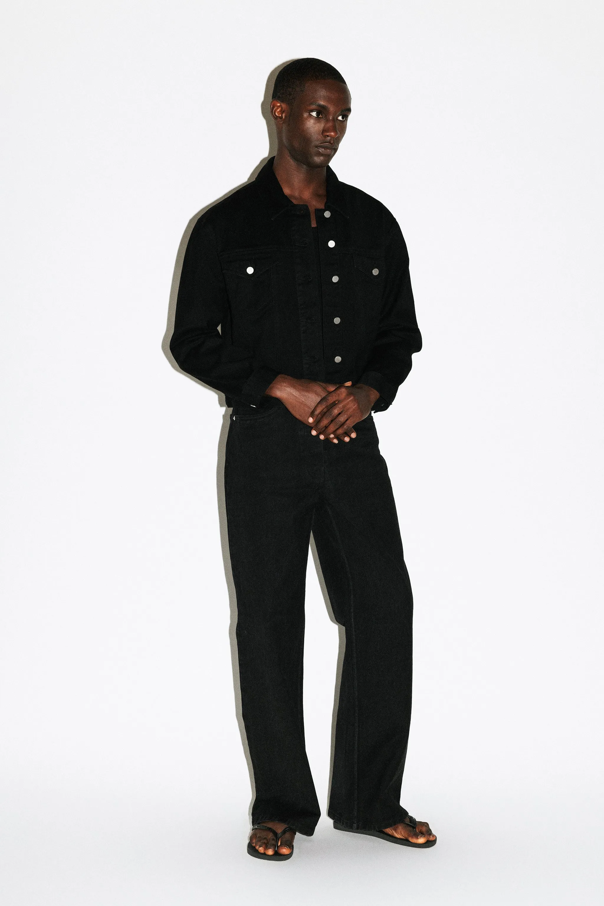 Hollyridge Relaxed Bootcut Jeans | Black sold by California Arts product image thumbnail 2